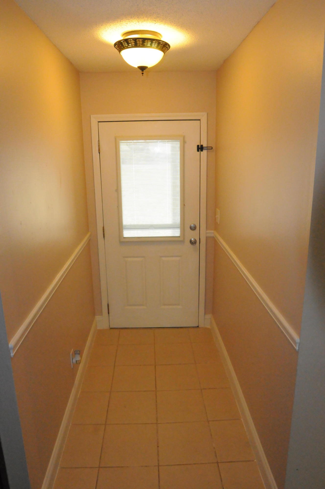 CREEKSIDE - Residential