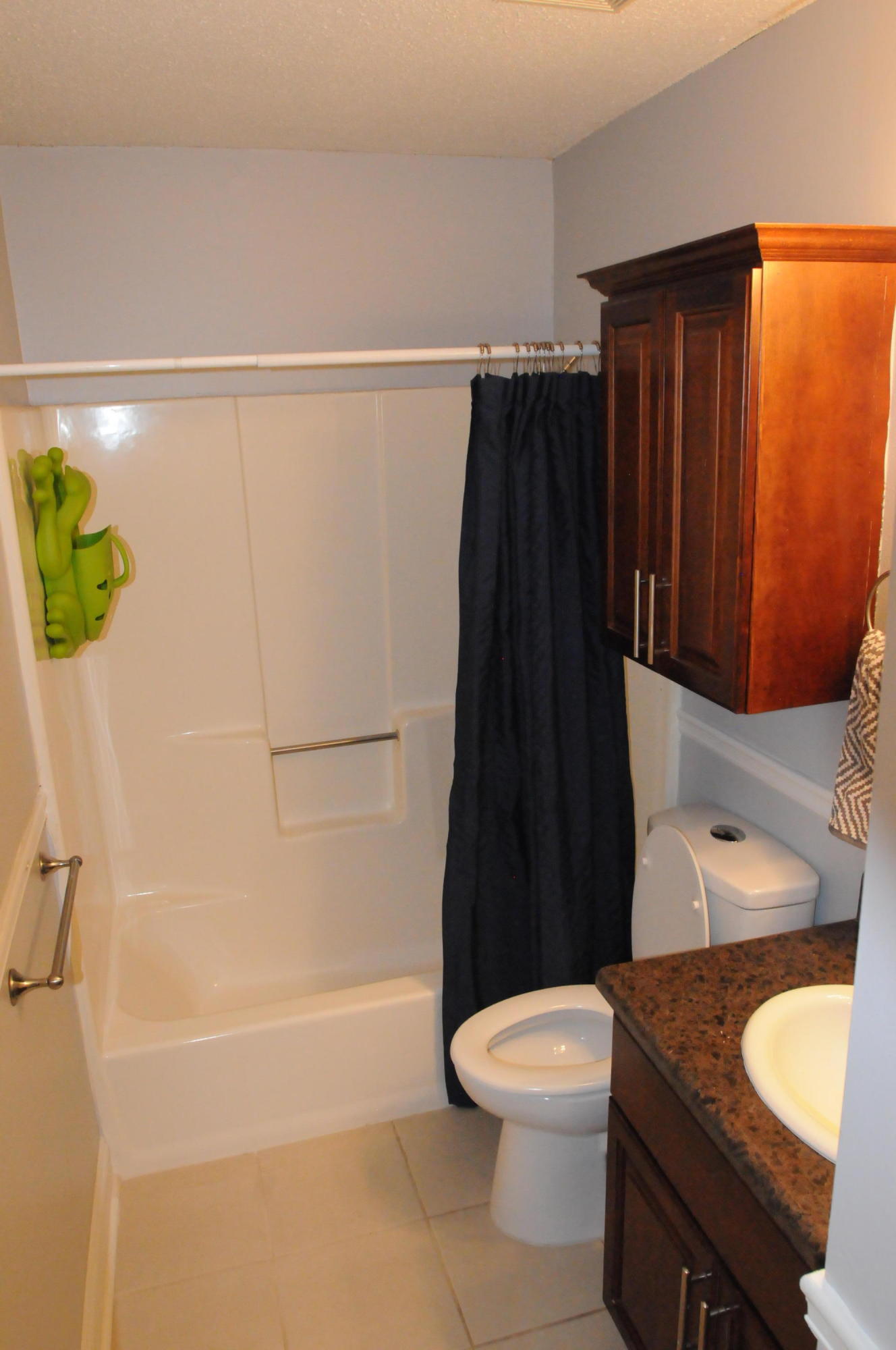 CREEKSIDE - Residential