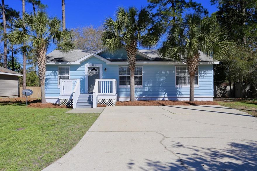 Centrally located in Santa Rosa Beach, this 3 bedroom, 2 bath home boasts an open floor plan. With a fresh paint job, and updated kitchen, this home is ready for immediate occupancy. Palmetto Plantation is a quaint neighborhood with community pool and playground.