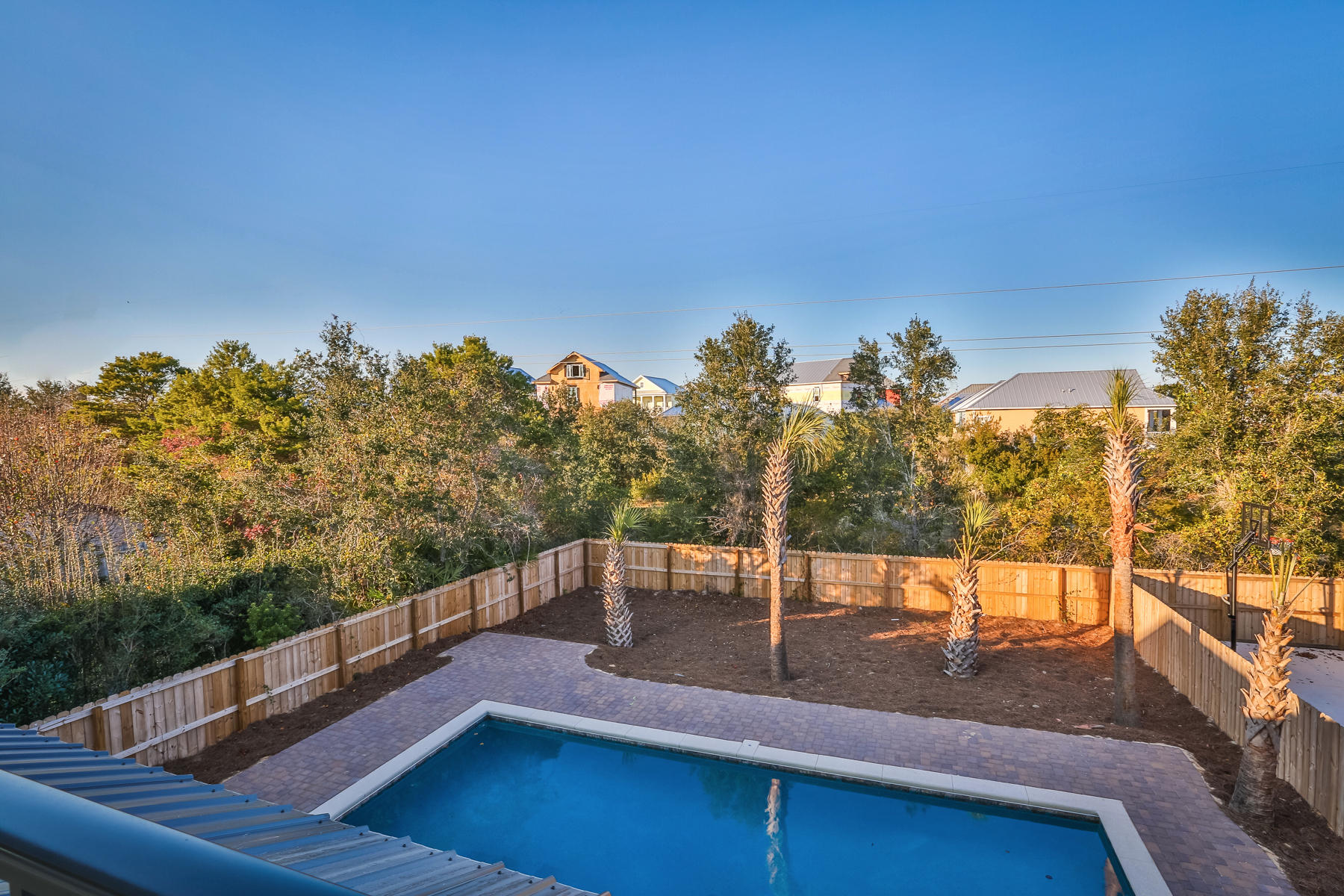 CRYSTAL BEACH - Residential