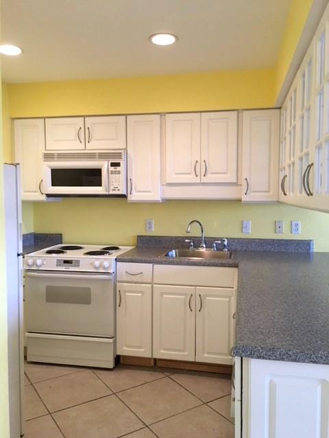 BEACHFRONT 2 PH 1 - Residential