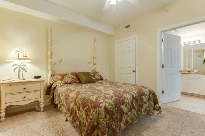 EMERALD ISLE - Residential