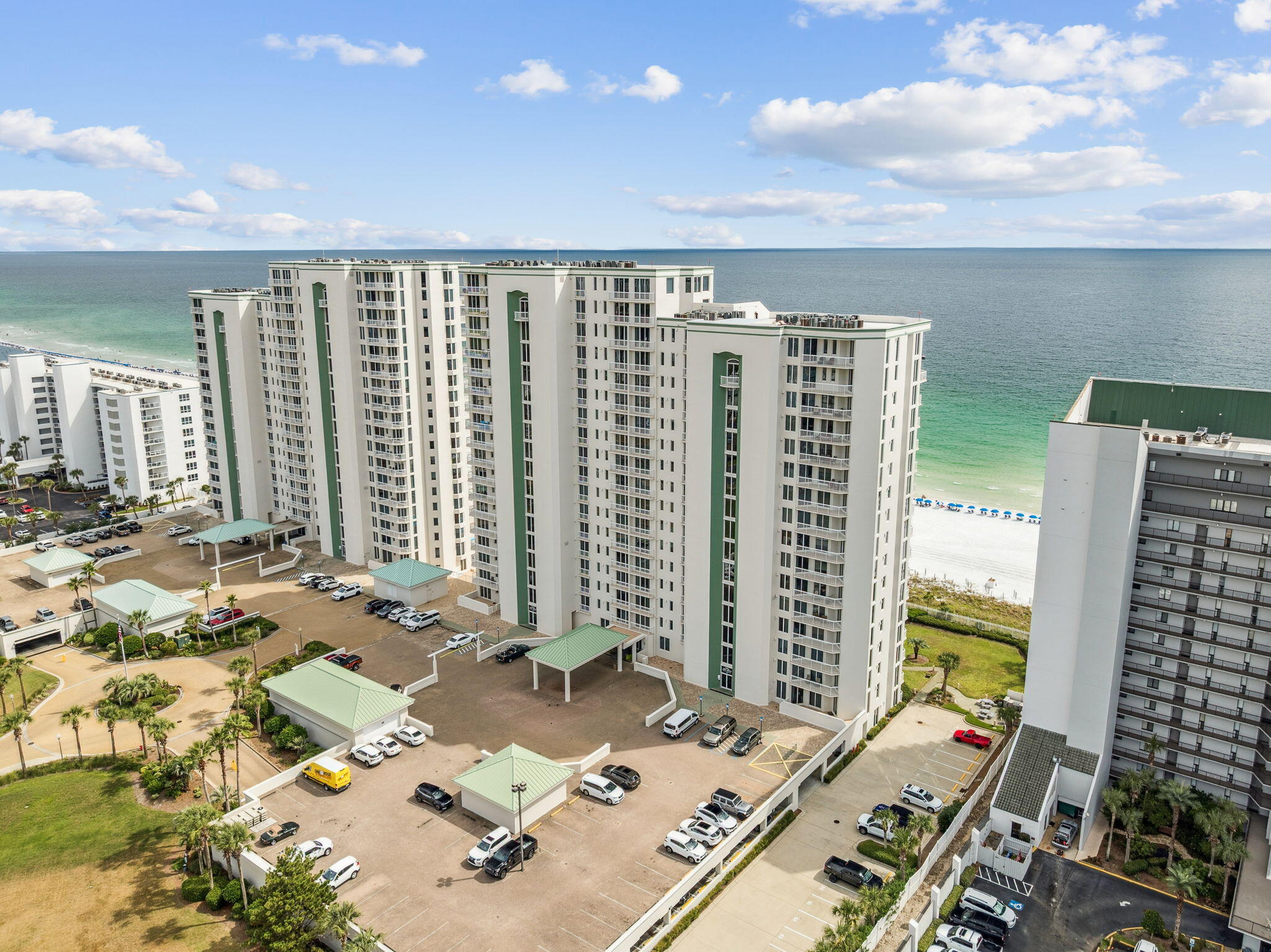 SILVER BEACH TOWERS - Residential