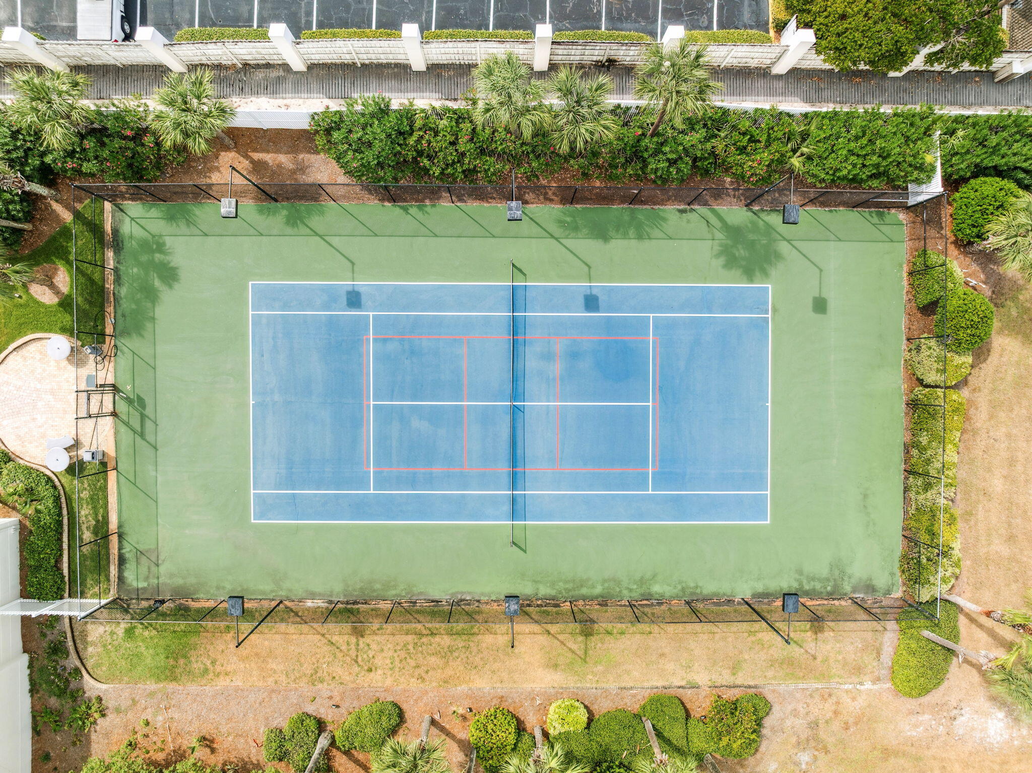 SILVER BEACH TOWERS - Residential