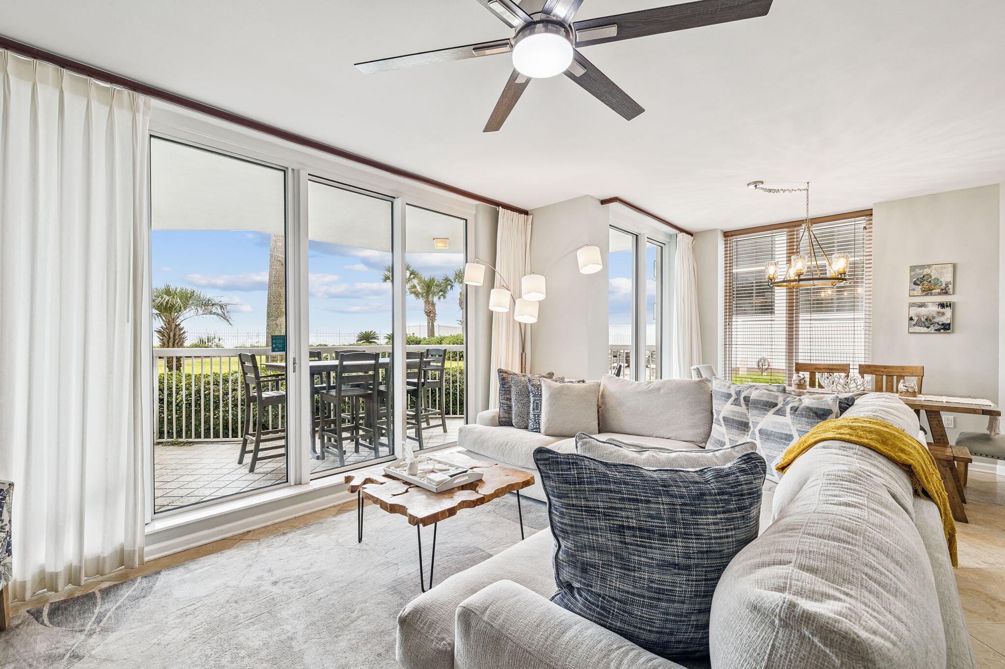 SILVER BEACH TOWERS - Residential