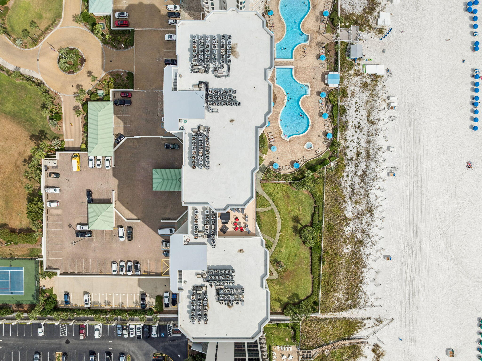 SILVER BEACH TOWERS - Residential