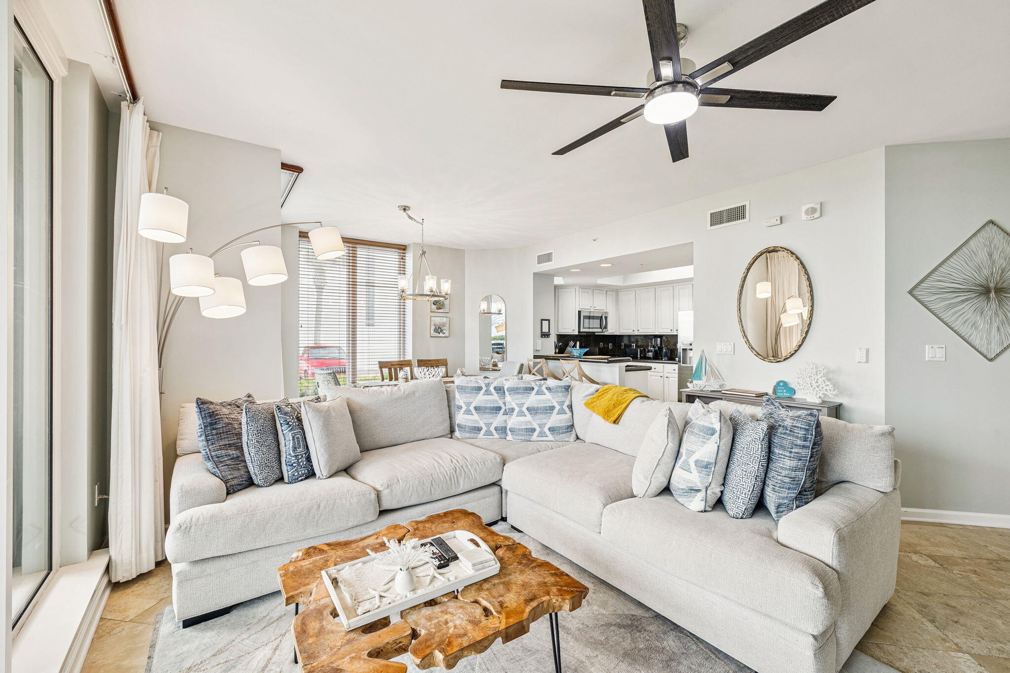 SILVER BEACH TOWERS - Residential