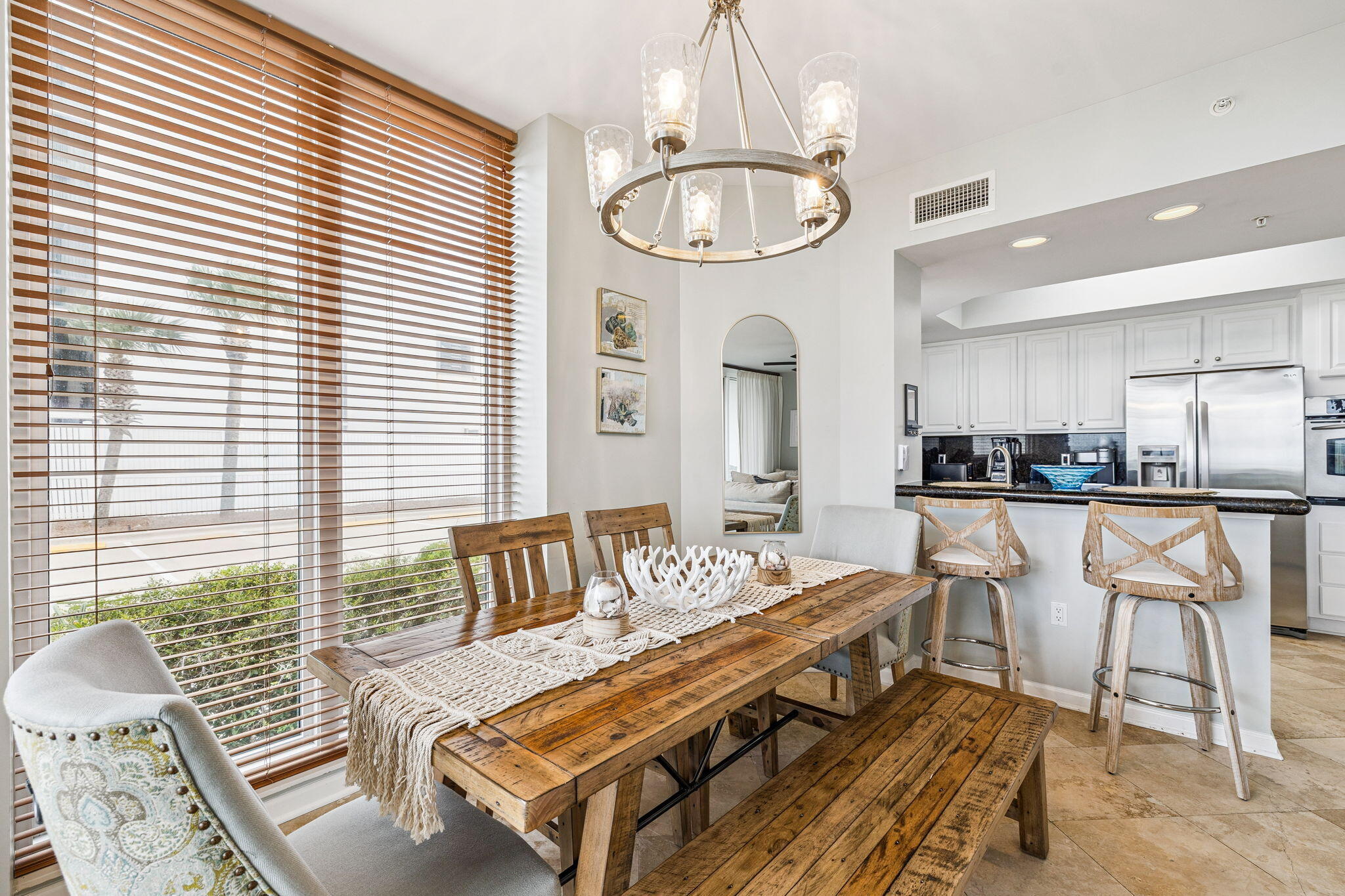 SILVER BEACH TOWERS - Residential