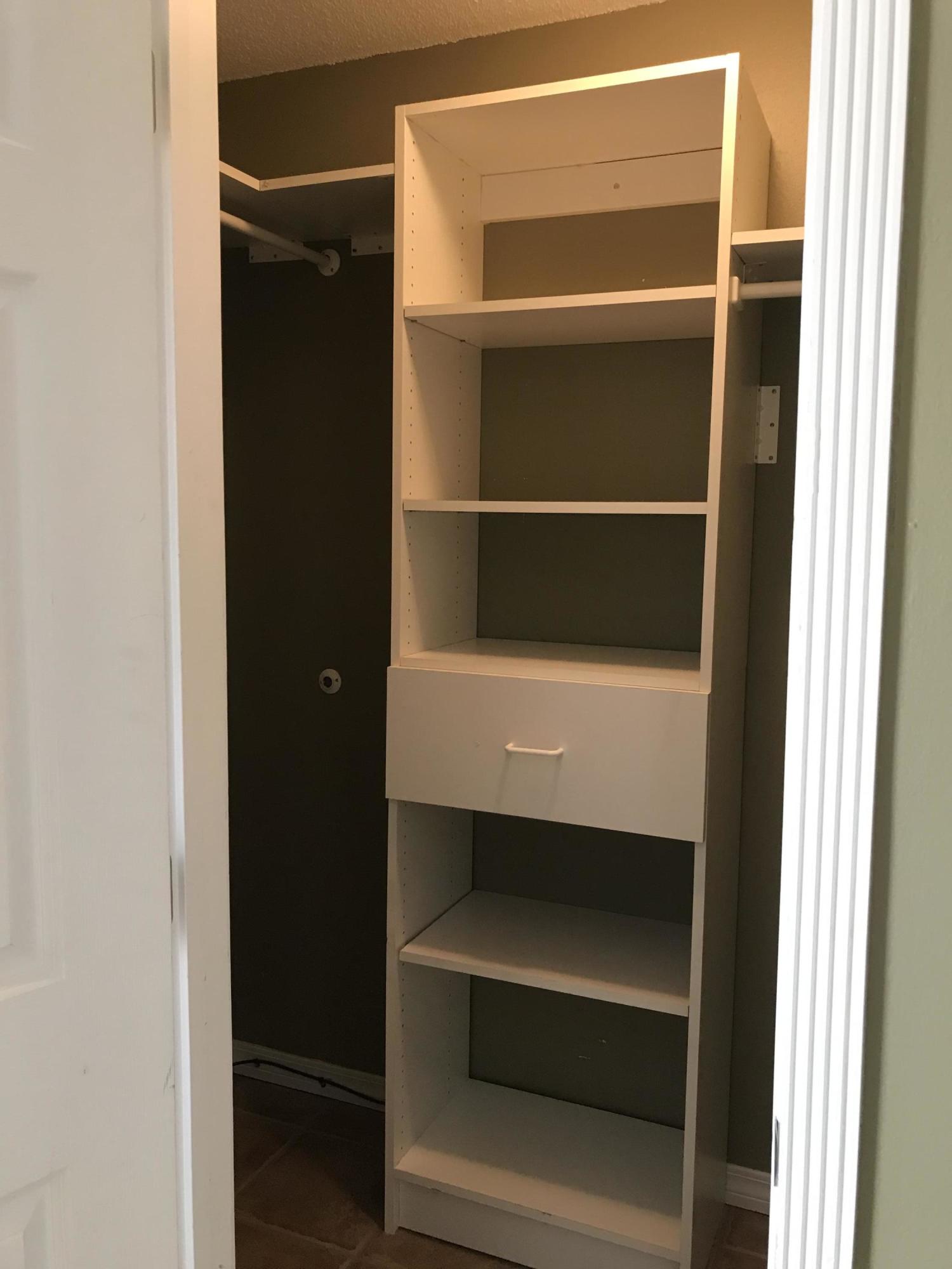 FINISTERRA CONDO - Residential