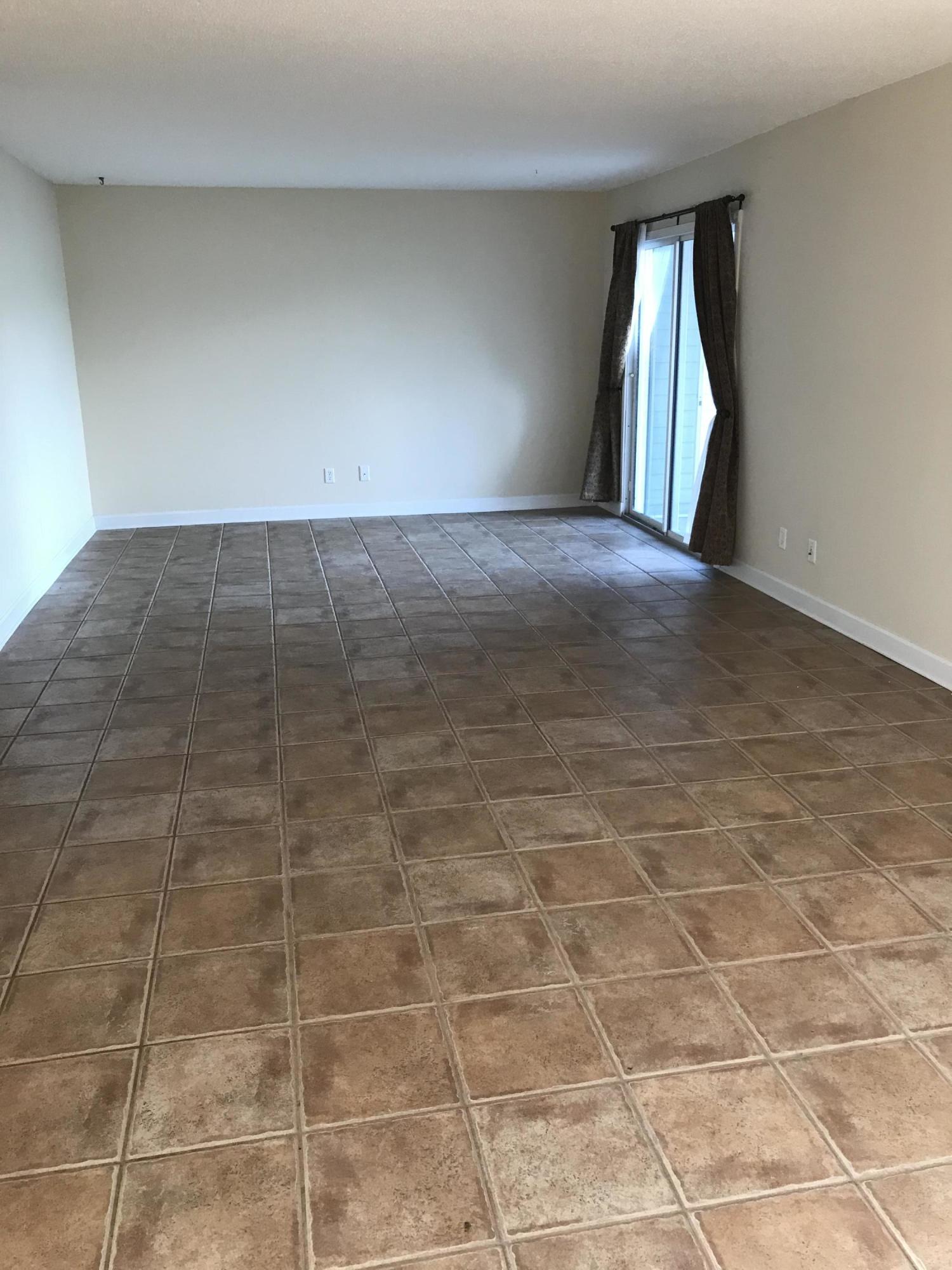 FINISTERRA CONDO - Residential