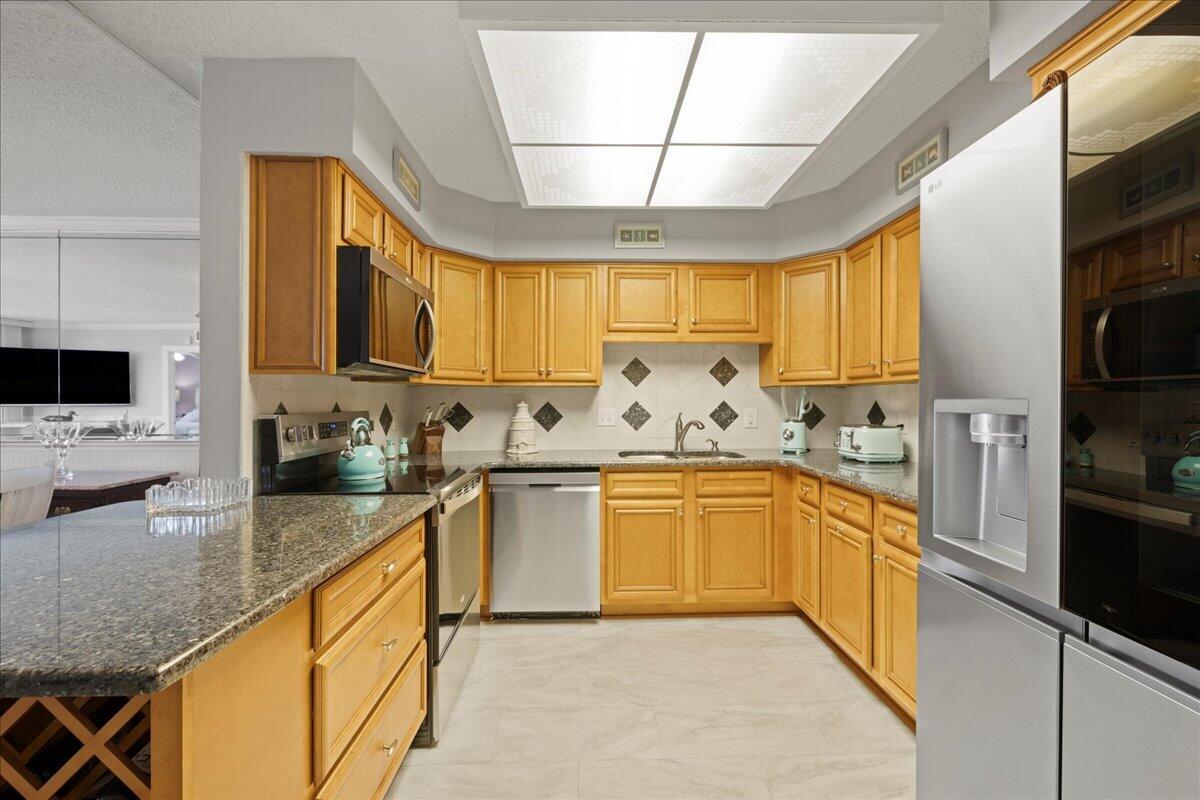 DOLPHIN POINT CONDO - Residential
