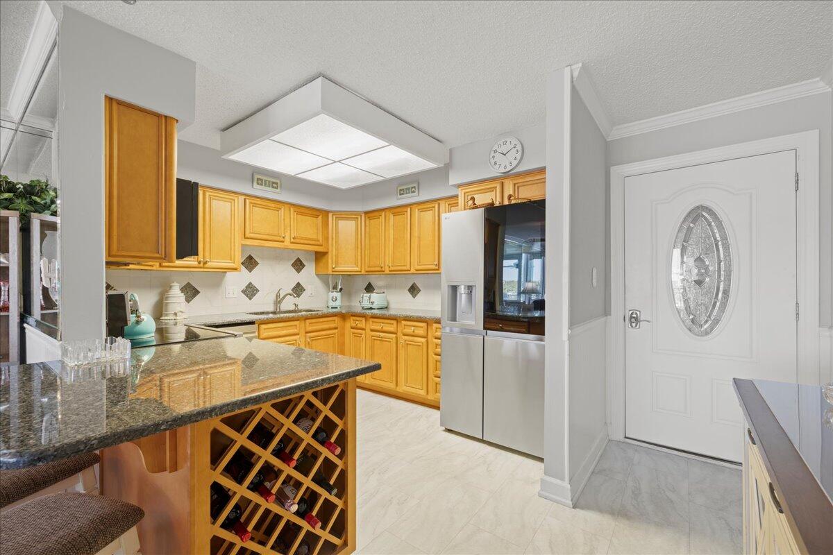 DOLPHIN POINT CONDO - Residential