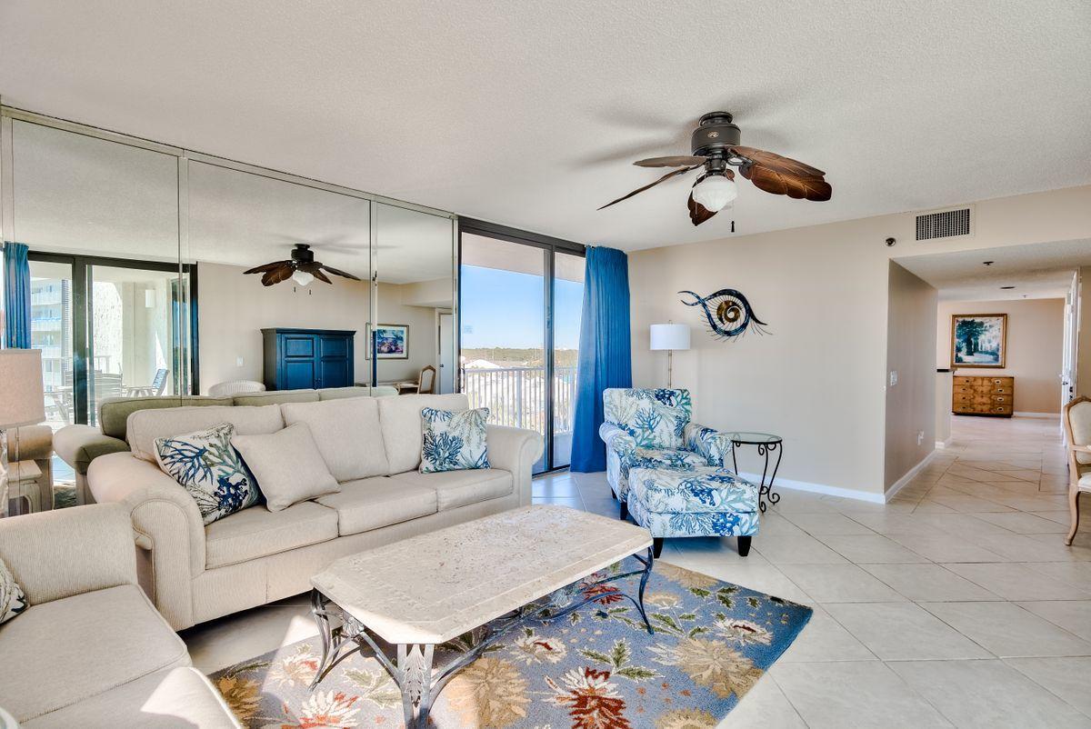 MAINSAIL CONDO PH 4 - Residential