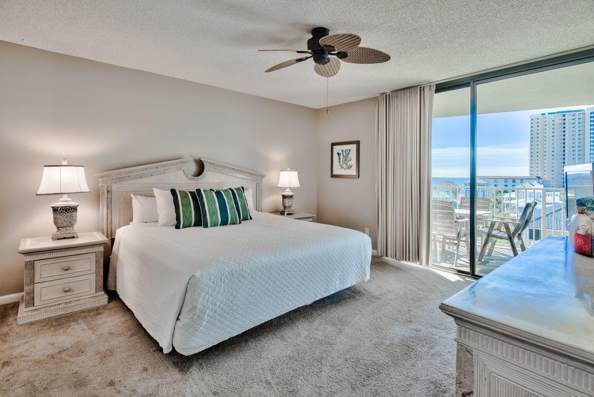 MAINSAIL CONDO PH 4 - Residential