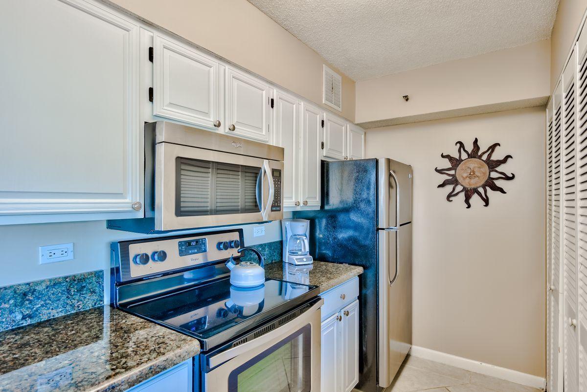 MAINSAIL CONDO PH 4 - Residential