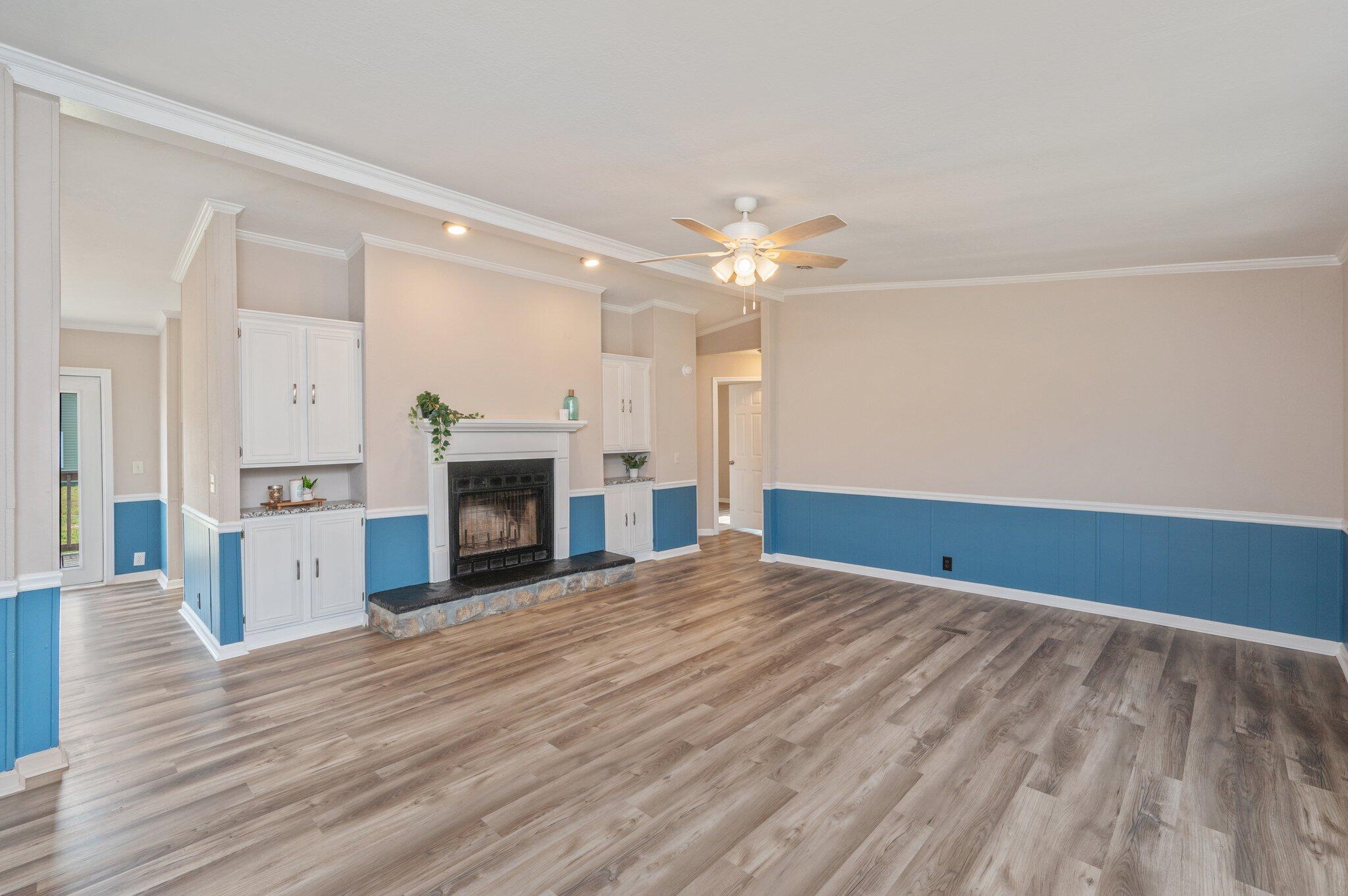 THE PINES - Residential