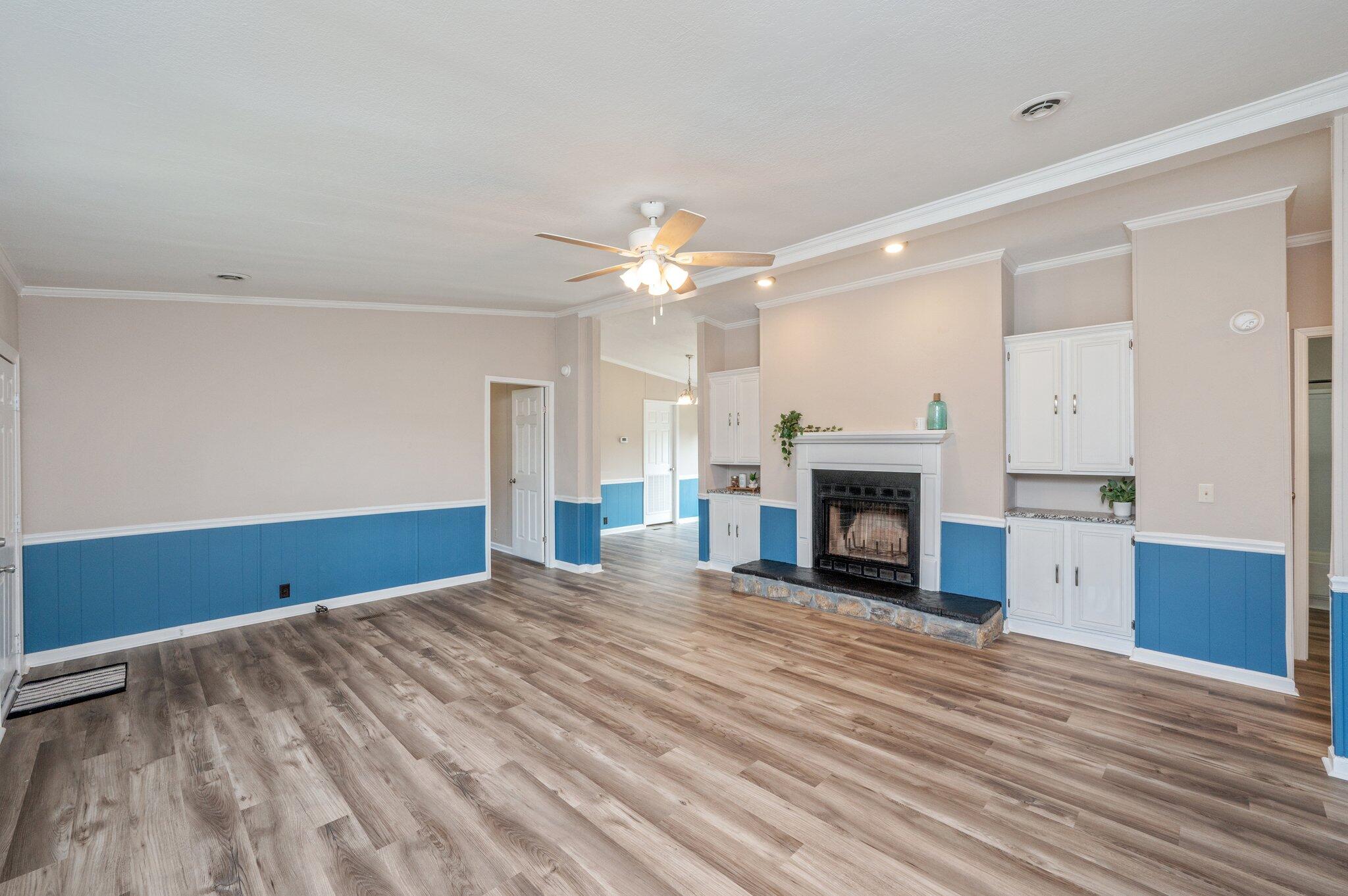 THE PINES - Residential