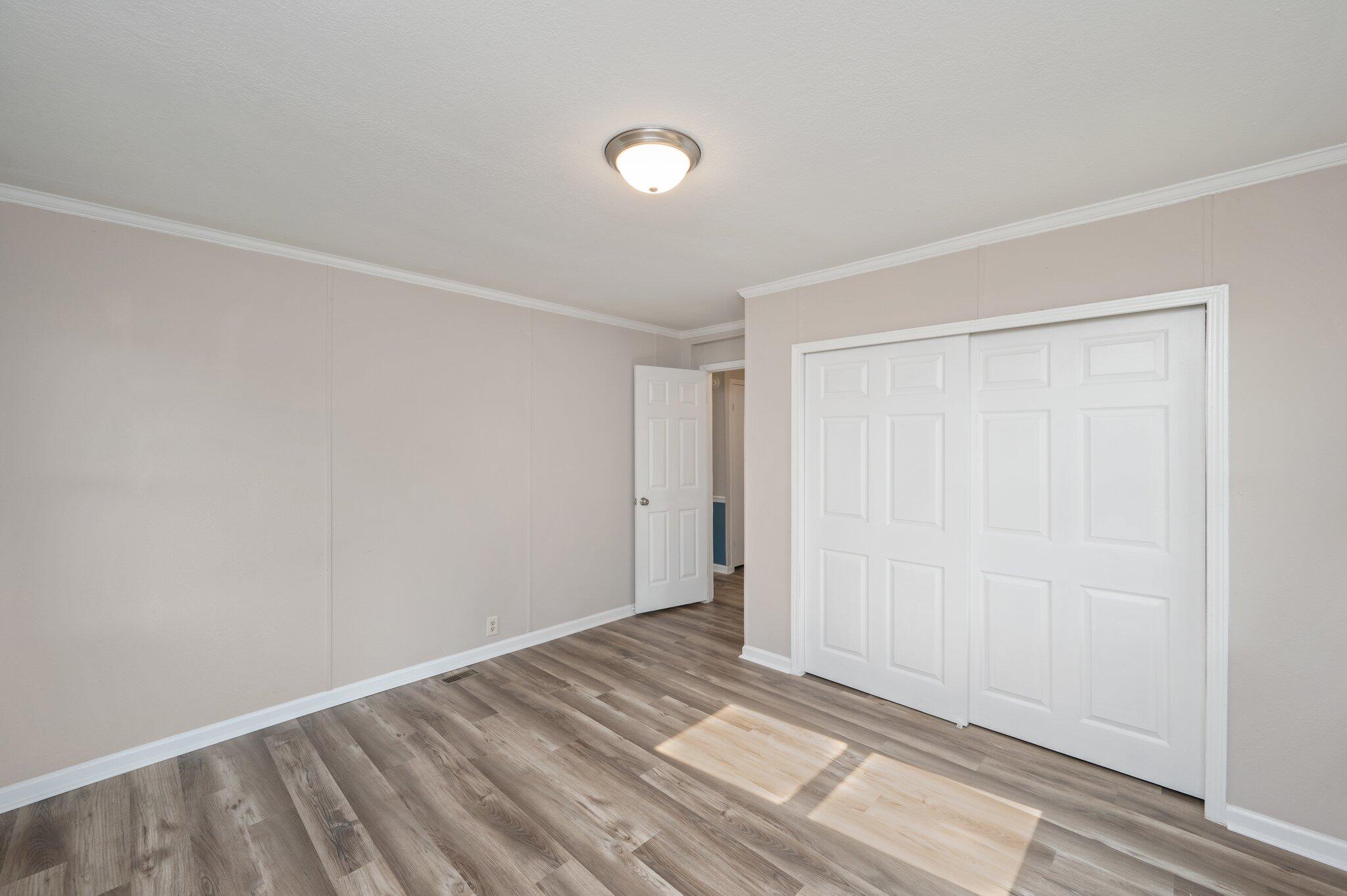 THE PINES - Residential