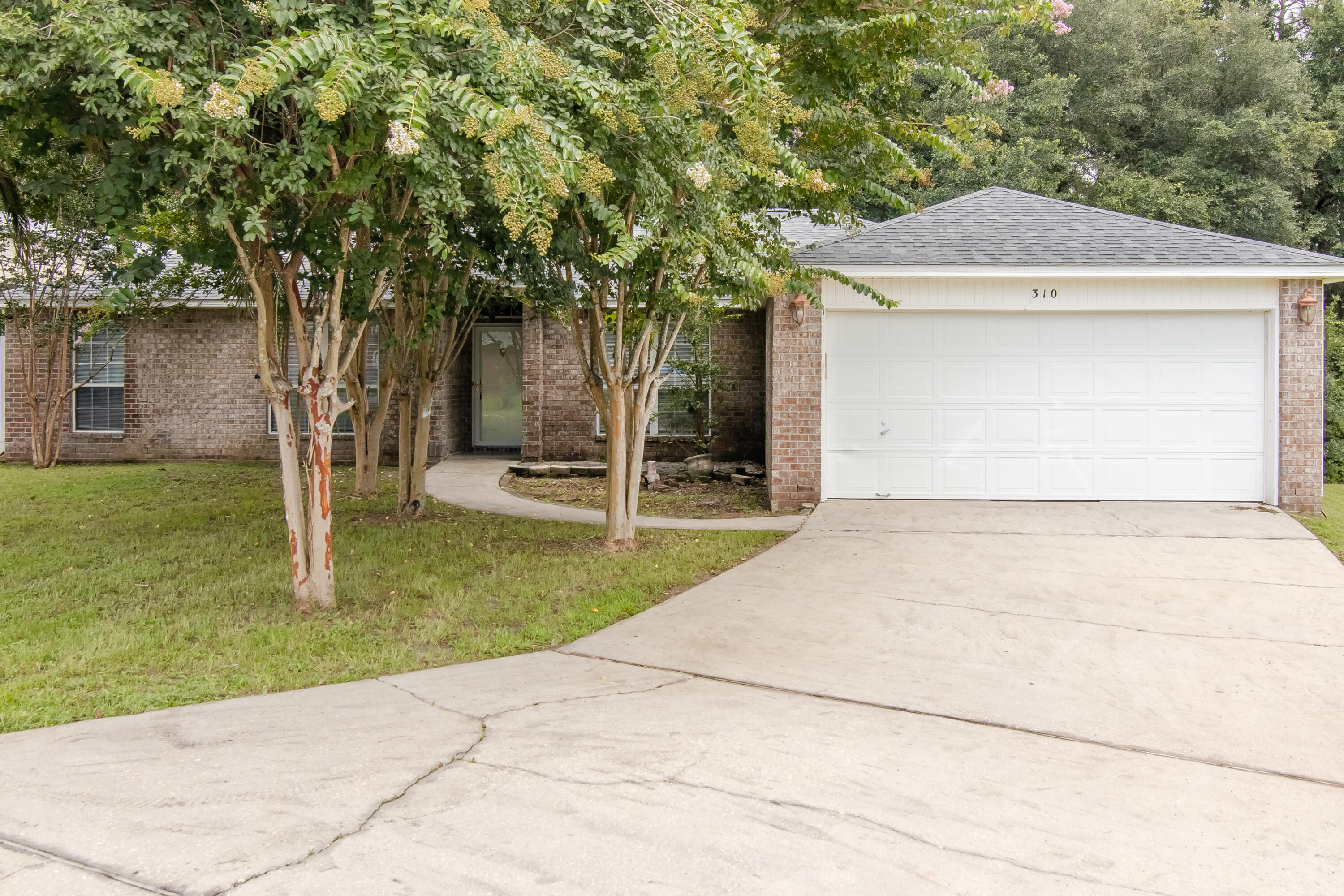 NORTHVIEW ESTATES 5TH ADDN - Residential Lease