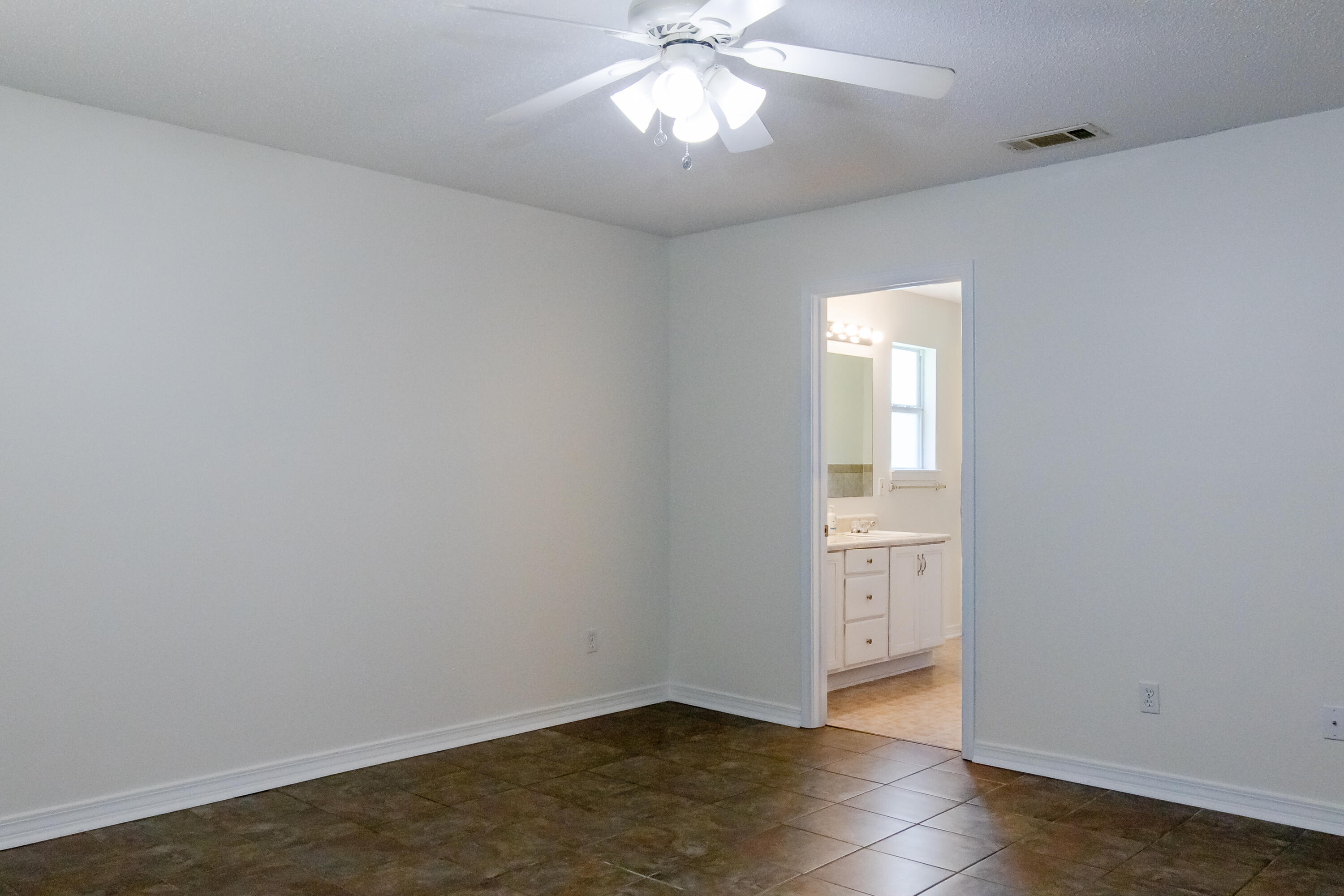 NORTHVIEW ESTATES 5TH ADDN - Residential Lease