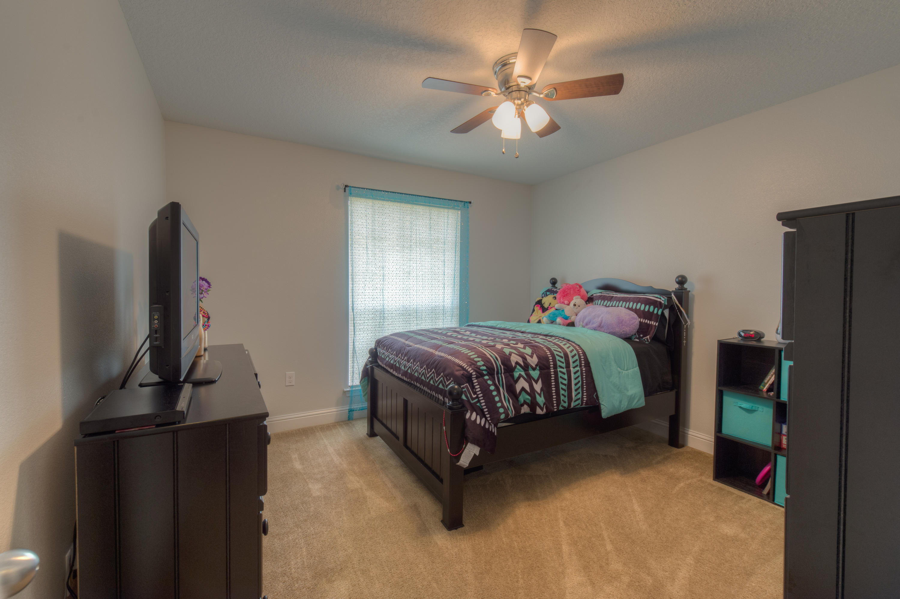 SILVER SPRINGS EST - Residential