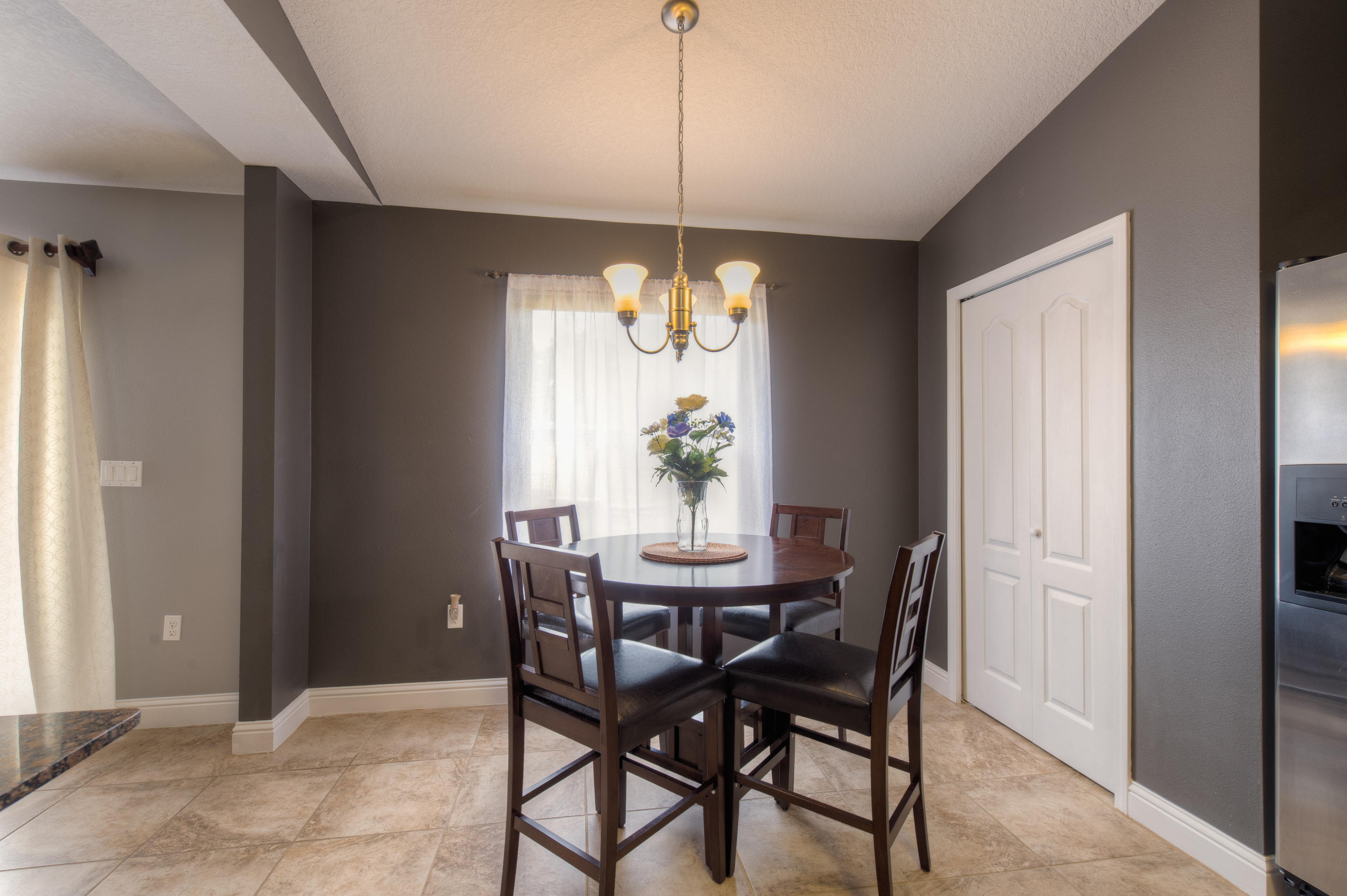 SILVER SPRINGS EST - Residential