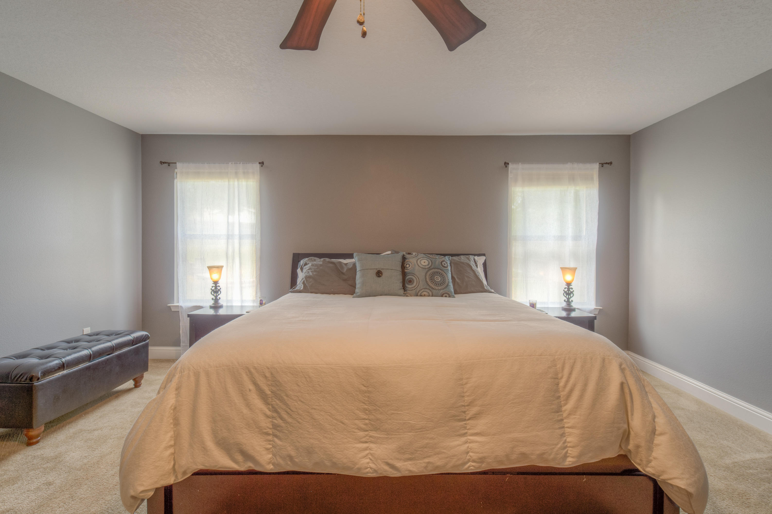 SILVER SPRINGS EST - Residential