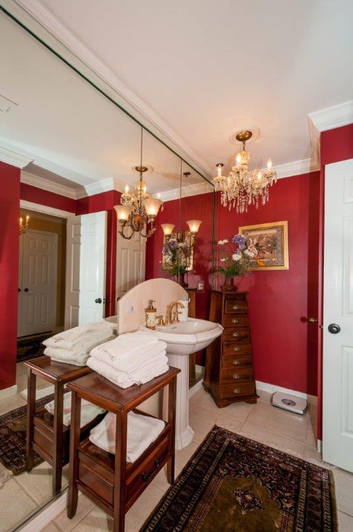 DESTIN TOWERS CONDO - Residential