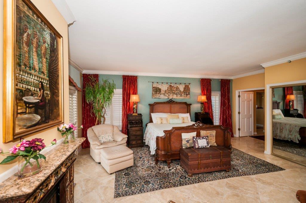 DESTIN TOWERS CONDO - Residential