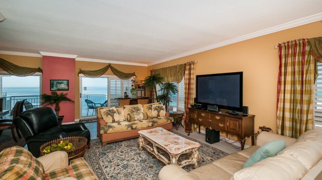 DESTIN TOWERS CONDO - Residential