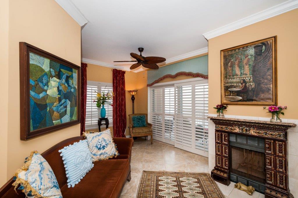 DESTIN TOWERS CONDO - Residential