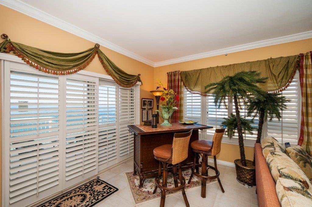 DESTIN TOWERS CONDO - Residential