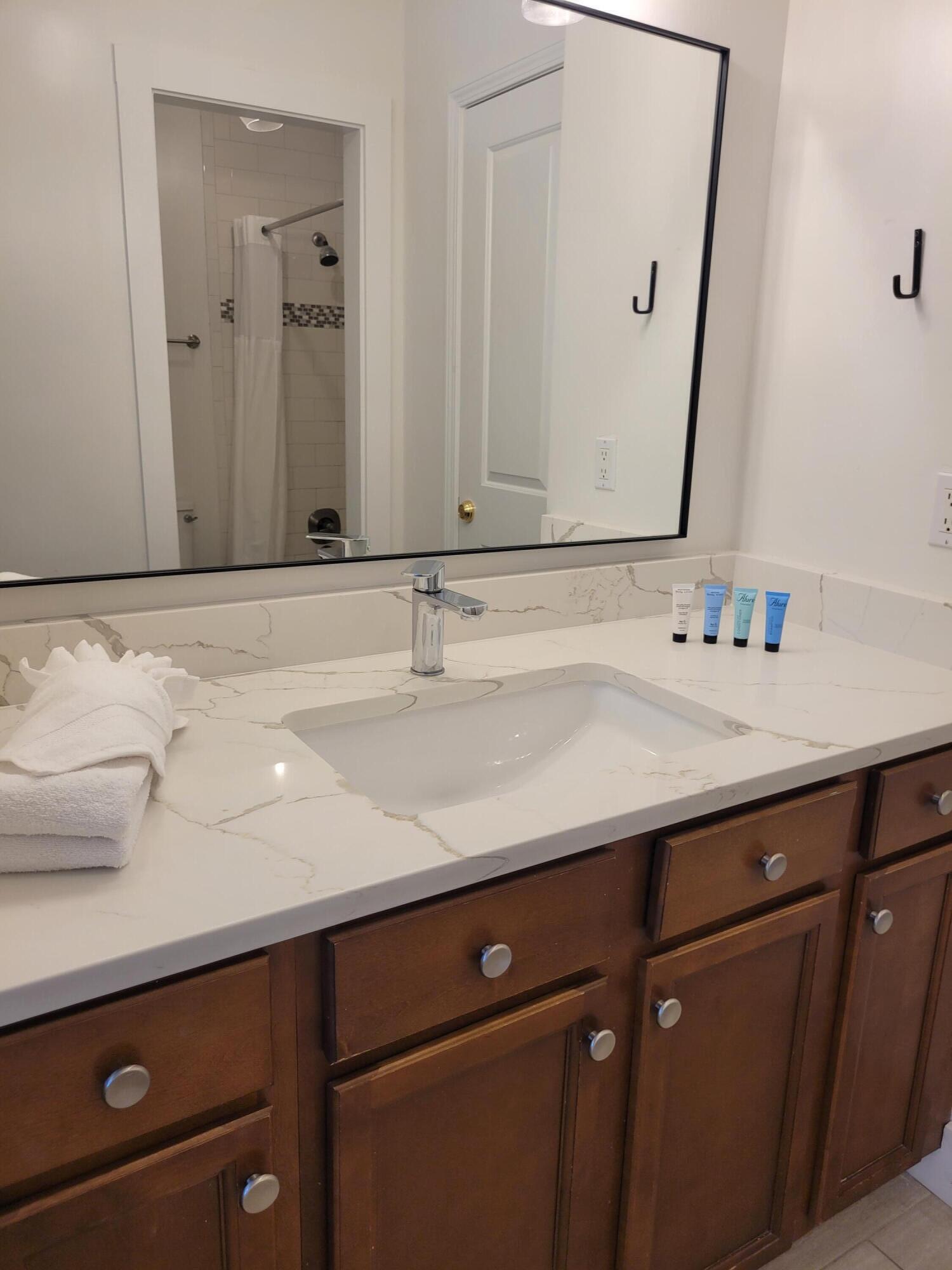 SANDESTIN ESTATES - Residential Lease