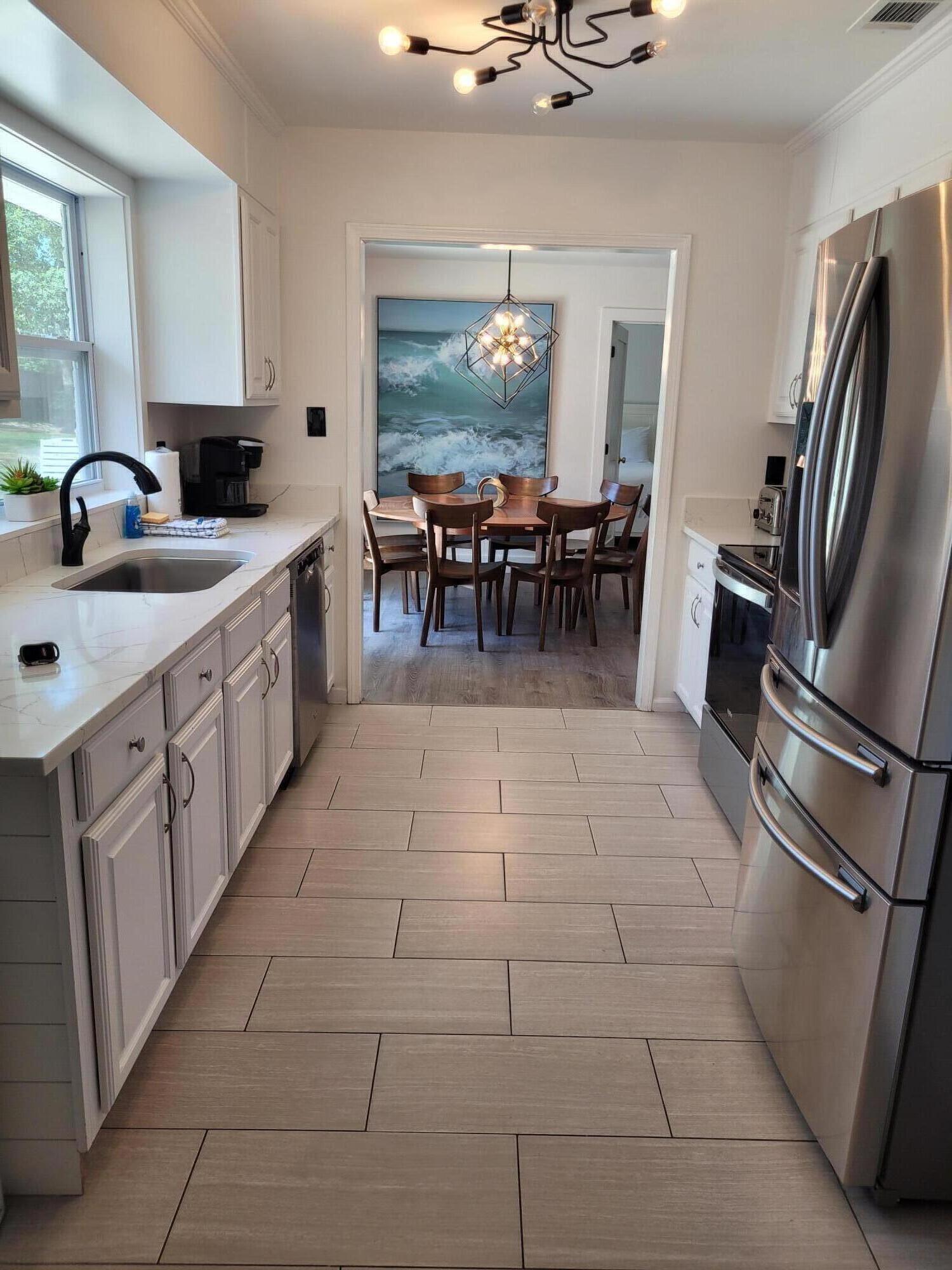 SANDESTIN ESTATES - Residential Lease