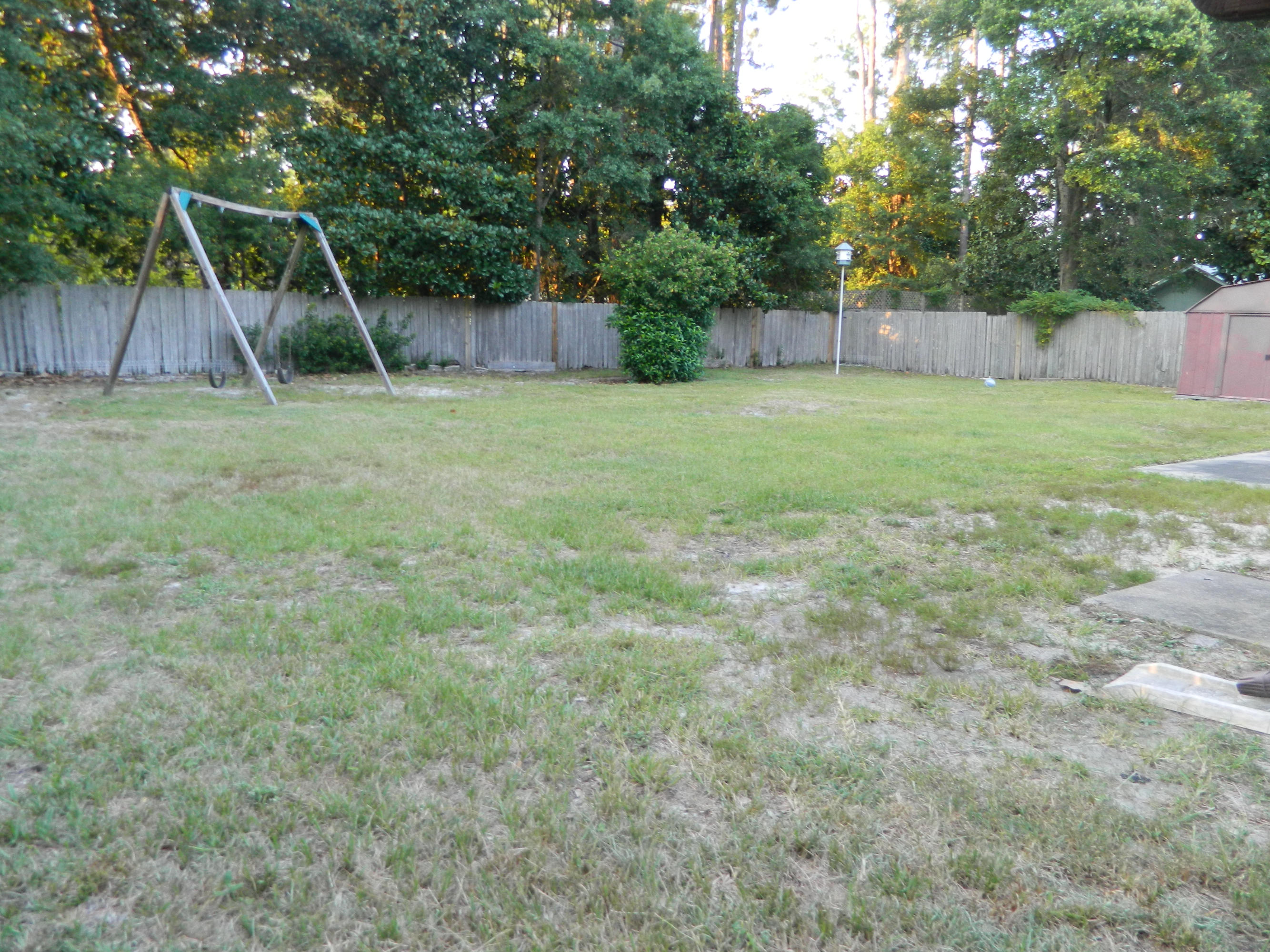 PINEWOOD ESTATES - Residential