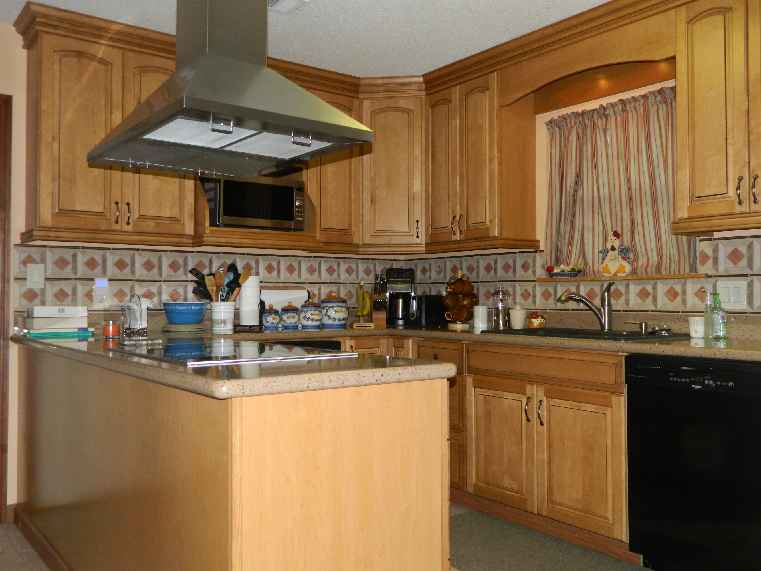 PINEWOOD ESTATES - Residential