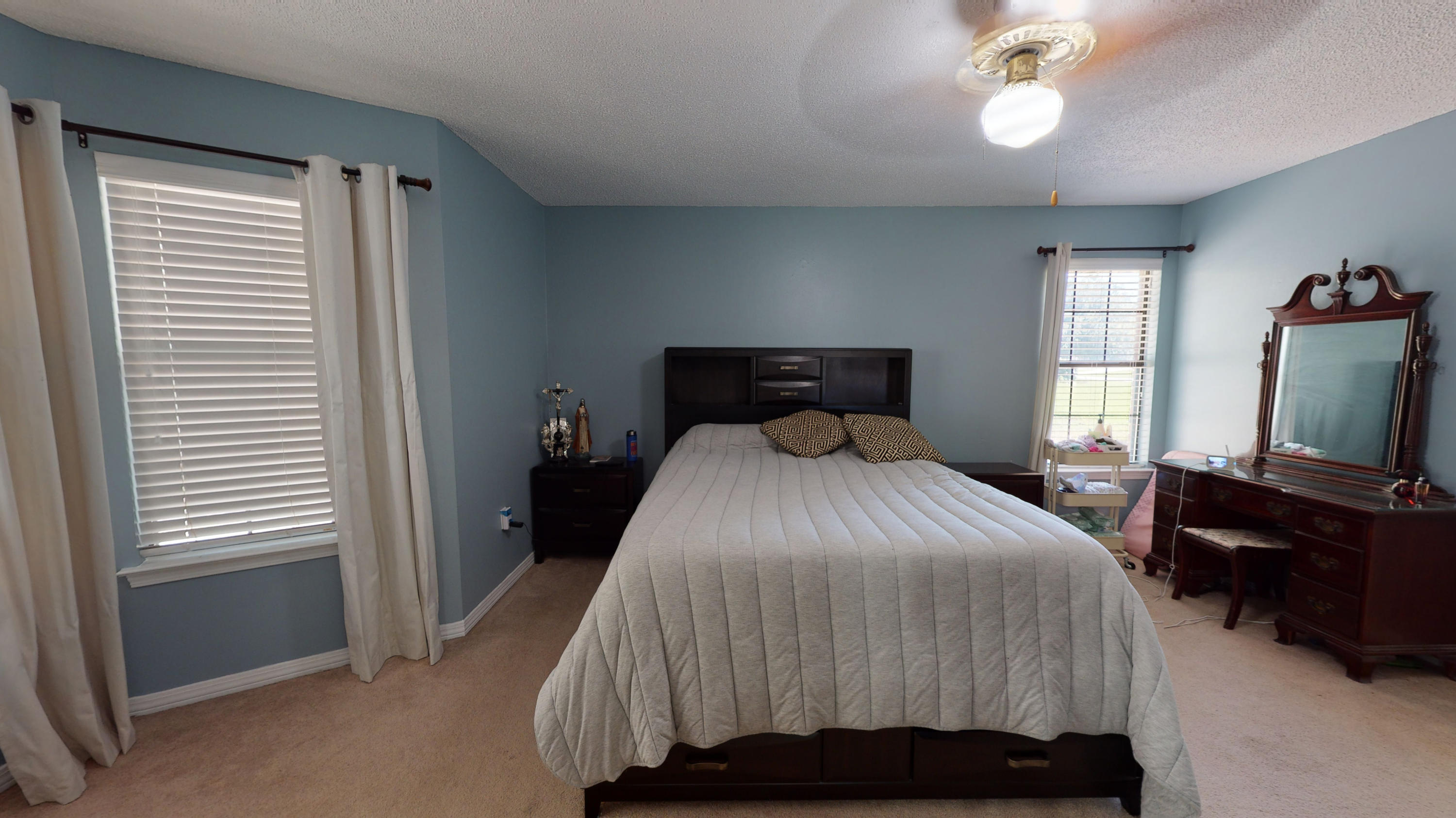 HOLLEY BY THE SEA - Residential