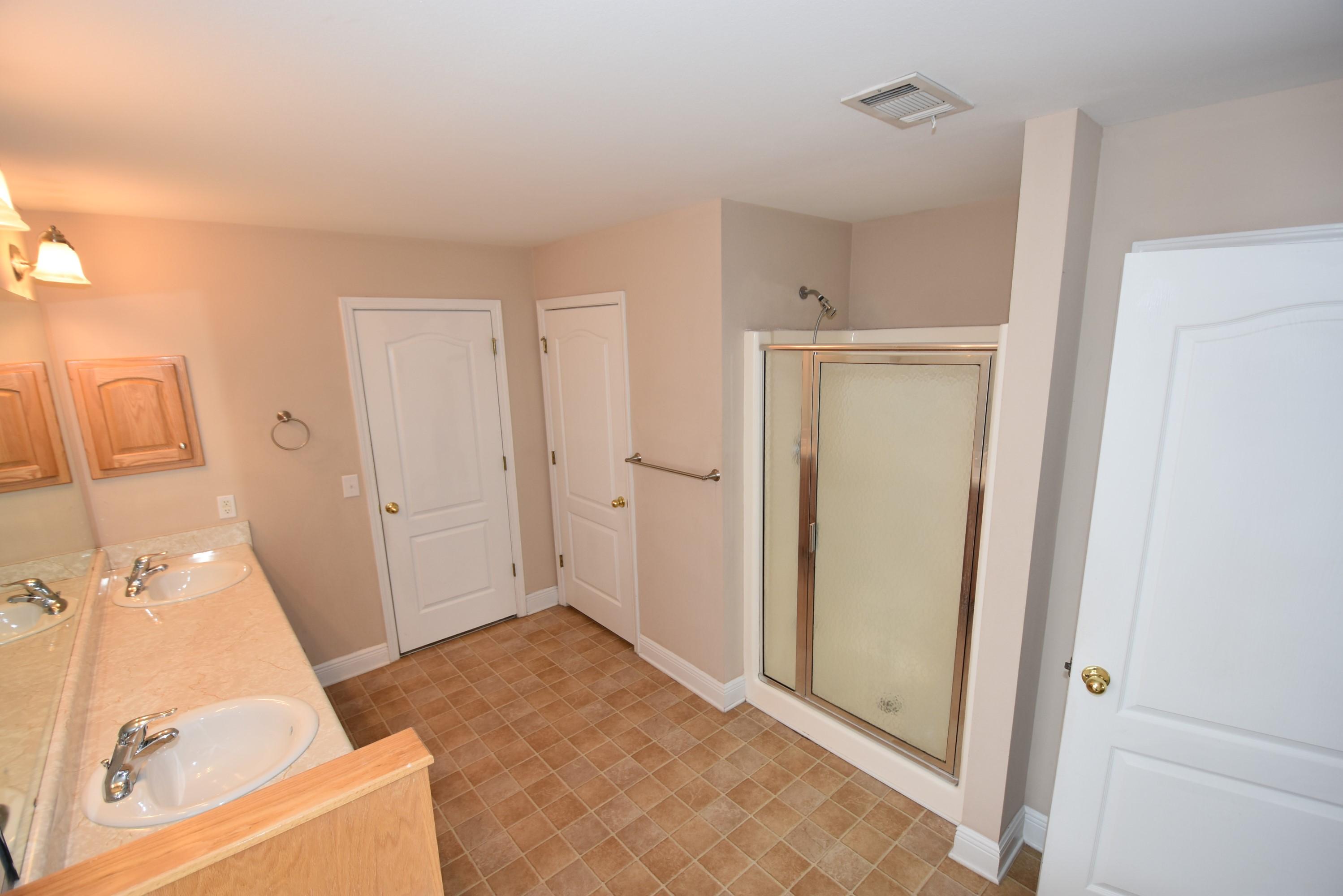 LEE FARMS PH I - Residential