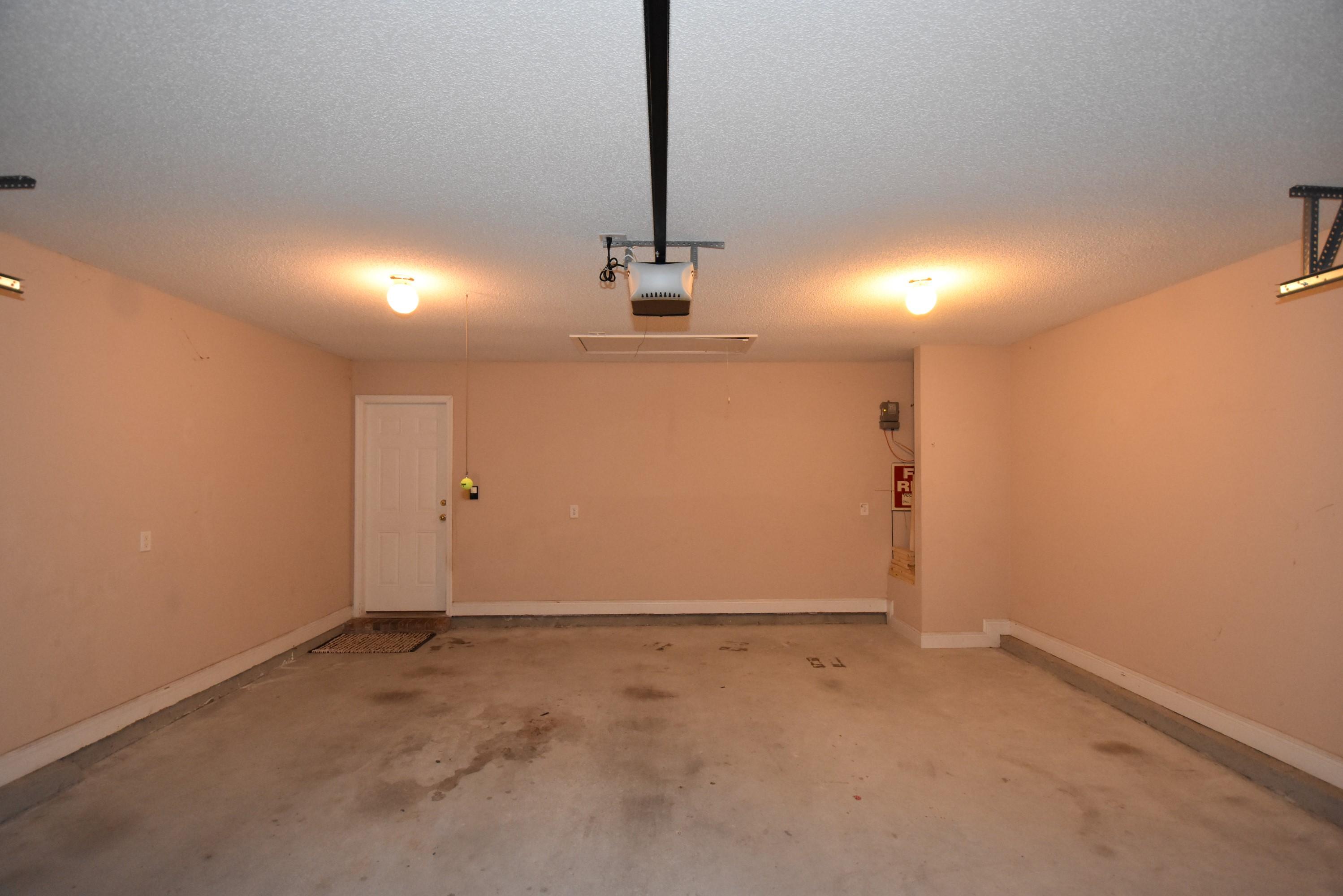 LEE FARMS PH I - Residential