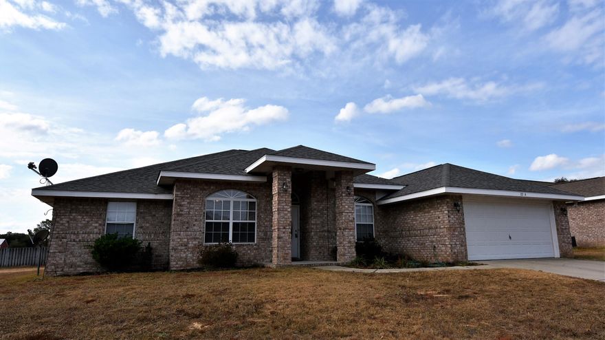 This home is easy to BUY! 1 YR Home Warranty and Seller will pay most of your Closing Costs! 4 Bedrooms and 3 Full Bathrooms! Large Back Yard with a Covered Back Porch accessed from the Great Room, Master Suite, and 3rd Full Bathroom; great for outdoor entertaining and utility! Tiled Foyer opens up to the Dining Room on the right and Den on the left. Spacious Great Room with Cathedral ceiling is open to the Eat-in Kitchen with a Breakfast Bar, Pantry, and tons of cabinets. Private Master Suite has a tray ceiling and an 11 x 7 Walk-in-closet at the back of the Master Bathroom with a Double Vanity, Soaker Tub and Separate Shower. Two additional Bedrooms off the Great Room share the 2nd Full Bathroom. 4th Bedroom and 3rd Full Bath make a great SUITE for your guests! VIEW TODAY! click