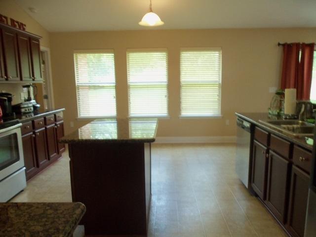 SILVER SPRINGS EST - Residential