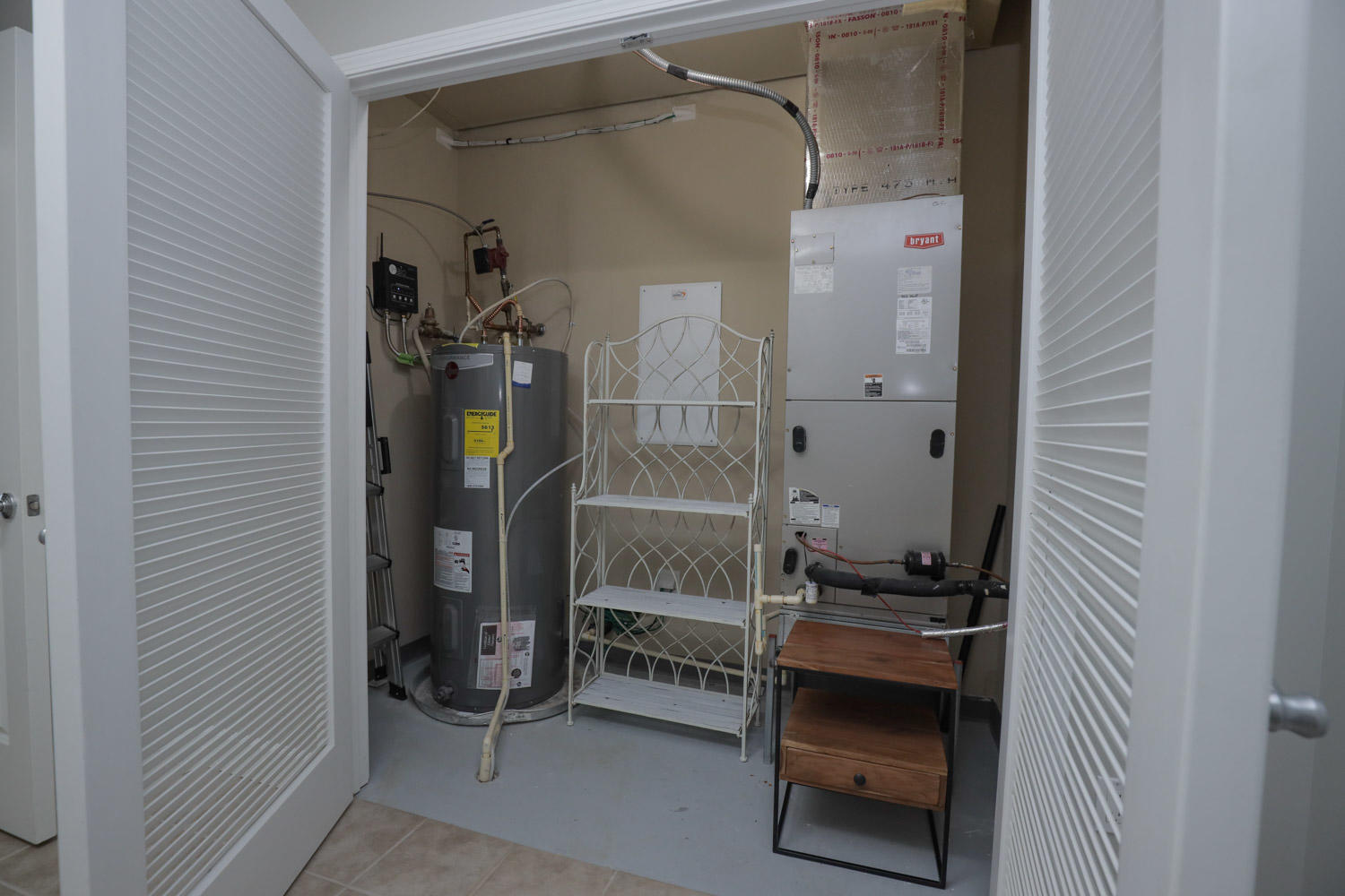 ONE WATER PLACE AT KELLY PLANTATION - Residential