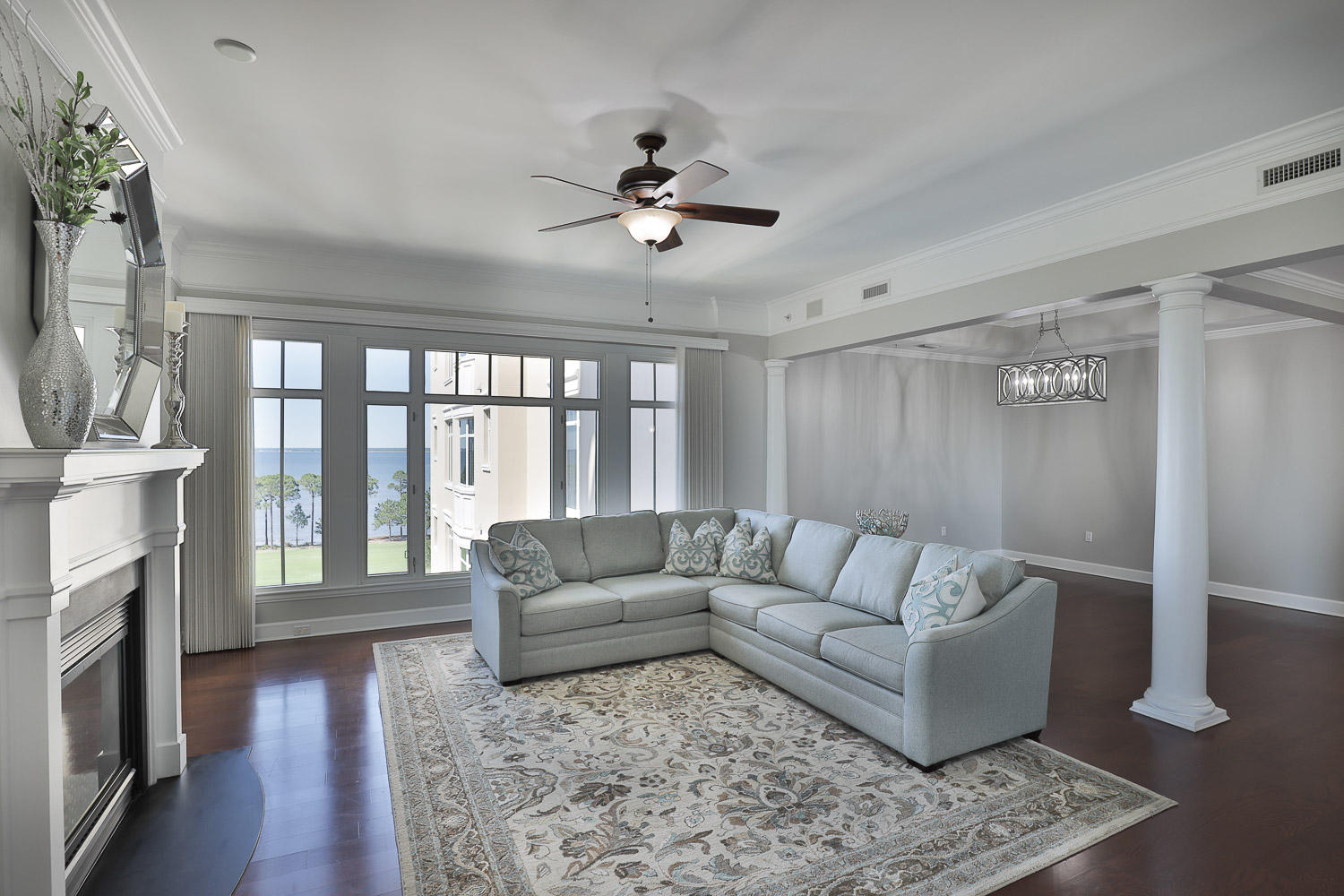 ONE WATER PLACE AT KELLY PLANTATION - Residential