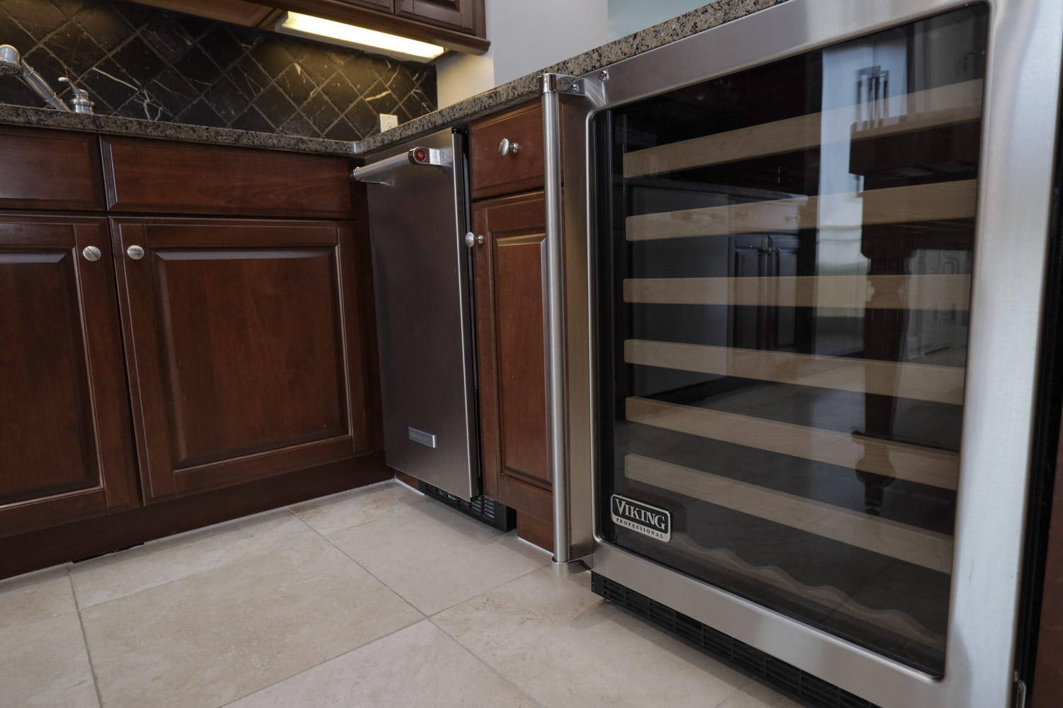 ONE WATER PLACE AT KELLY PLANTATION - Residential