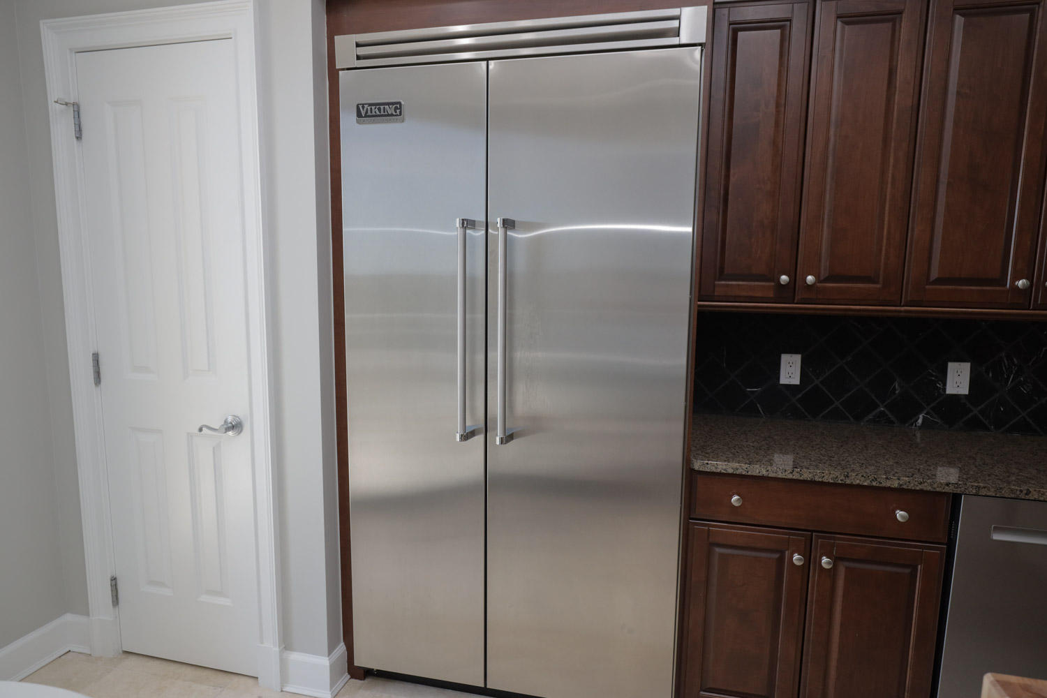 ONE WATER PLACE AT KELLY PLANTATION - Residential