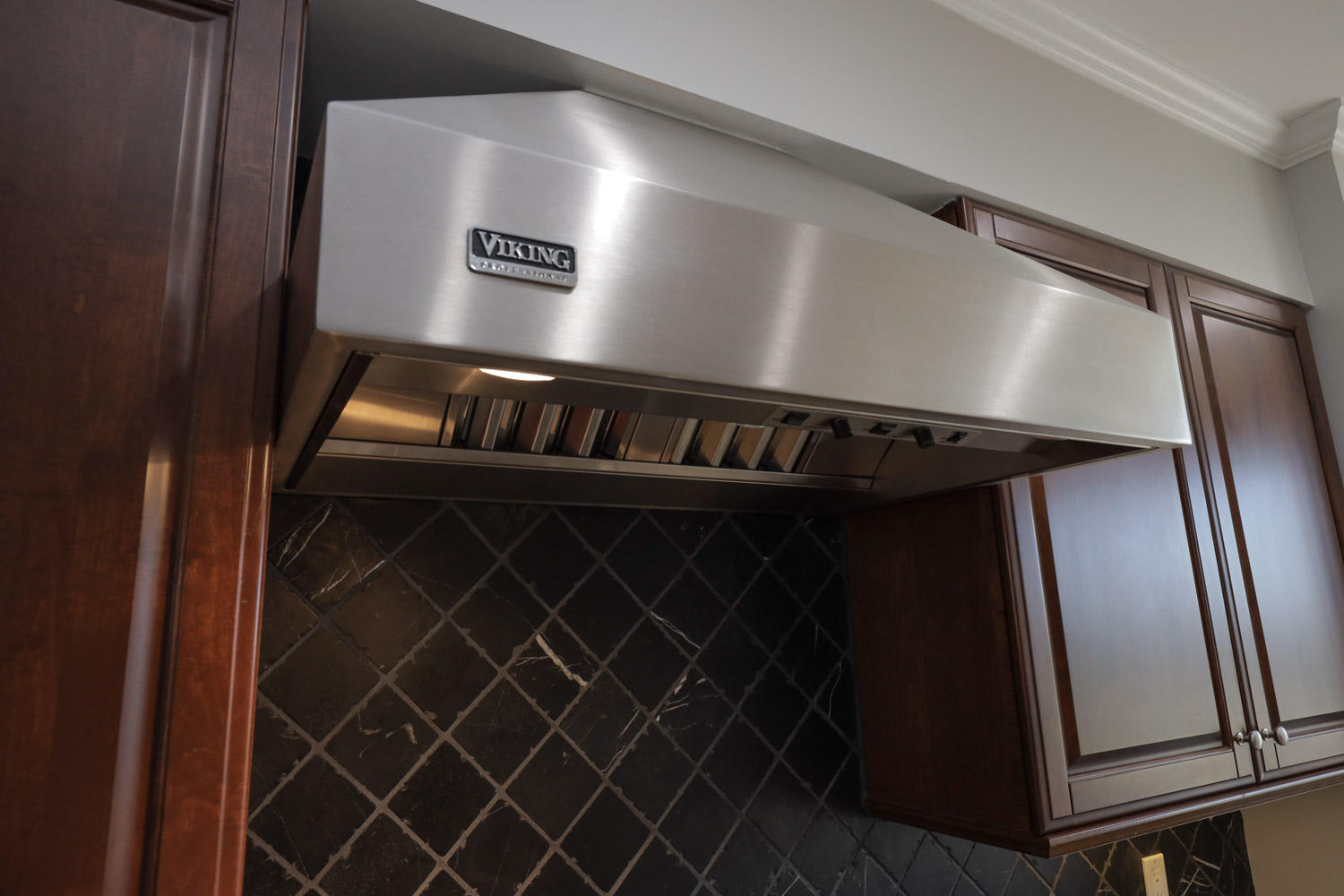 ONE WATER PLACE AT KELLY PLANTATION - Residential