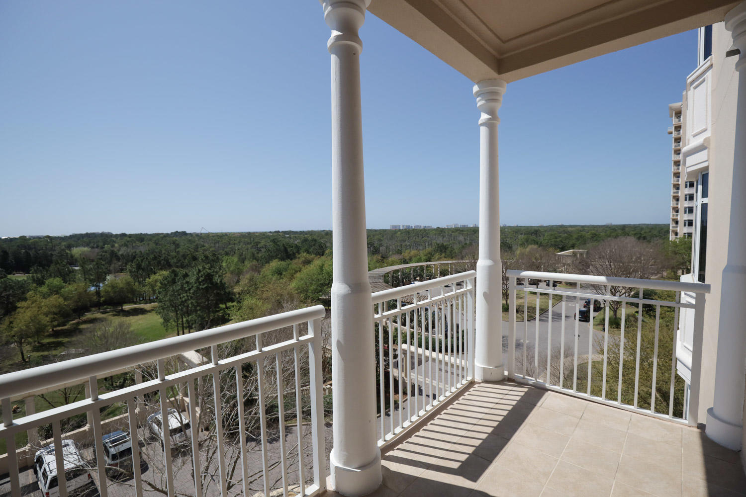 ONE WATER PLACE AT KELLY PLANTATION - Residential