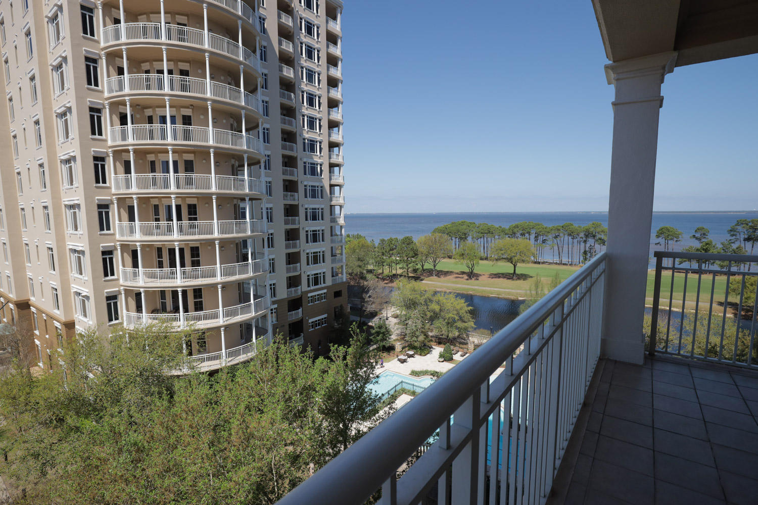 ONE WATER PLACE AT KELLY PLANTATION - Residential