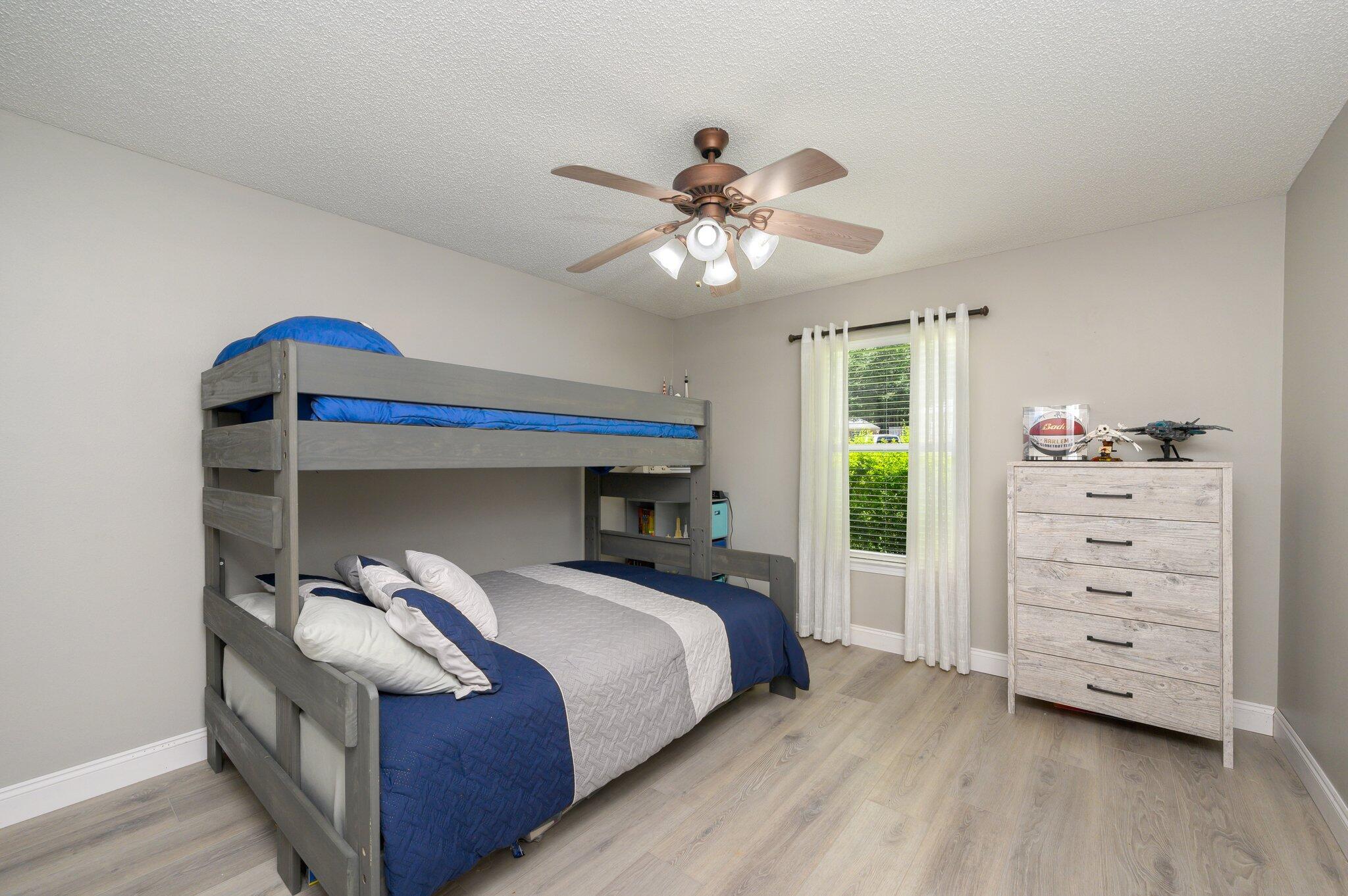 SPRING HOLLOW ESTATES - Residential