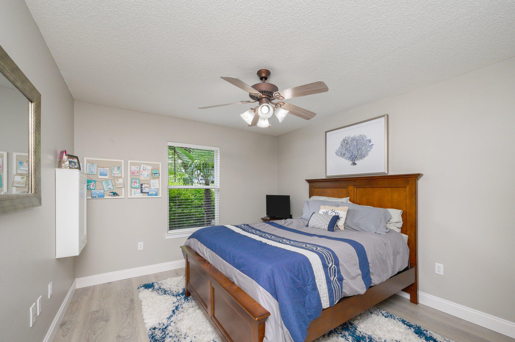 SPRING HOLLOW ESTATES - Residential